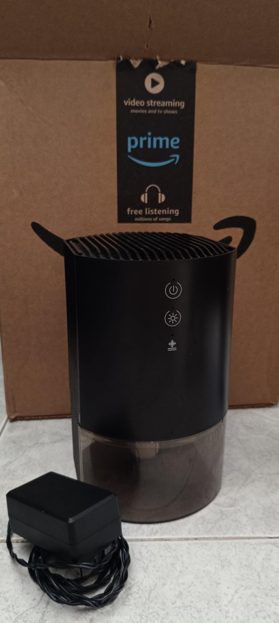 Small Dehumidifiers for Bathroom, Bedroom, Dorm Room, Home, RV, Closet, Wardrobe, Office, Portable Dehumidifier with Auto Shut Off, Auto Defrost, Colorful Light, Ultra Quiet, Energy Saving, 35 OZ customer photo 2