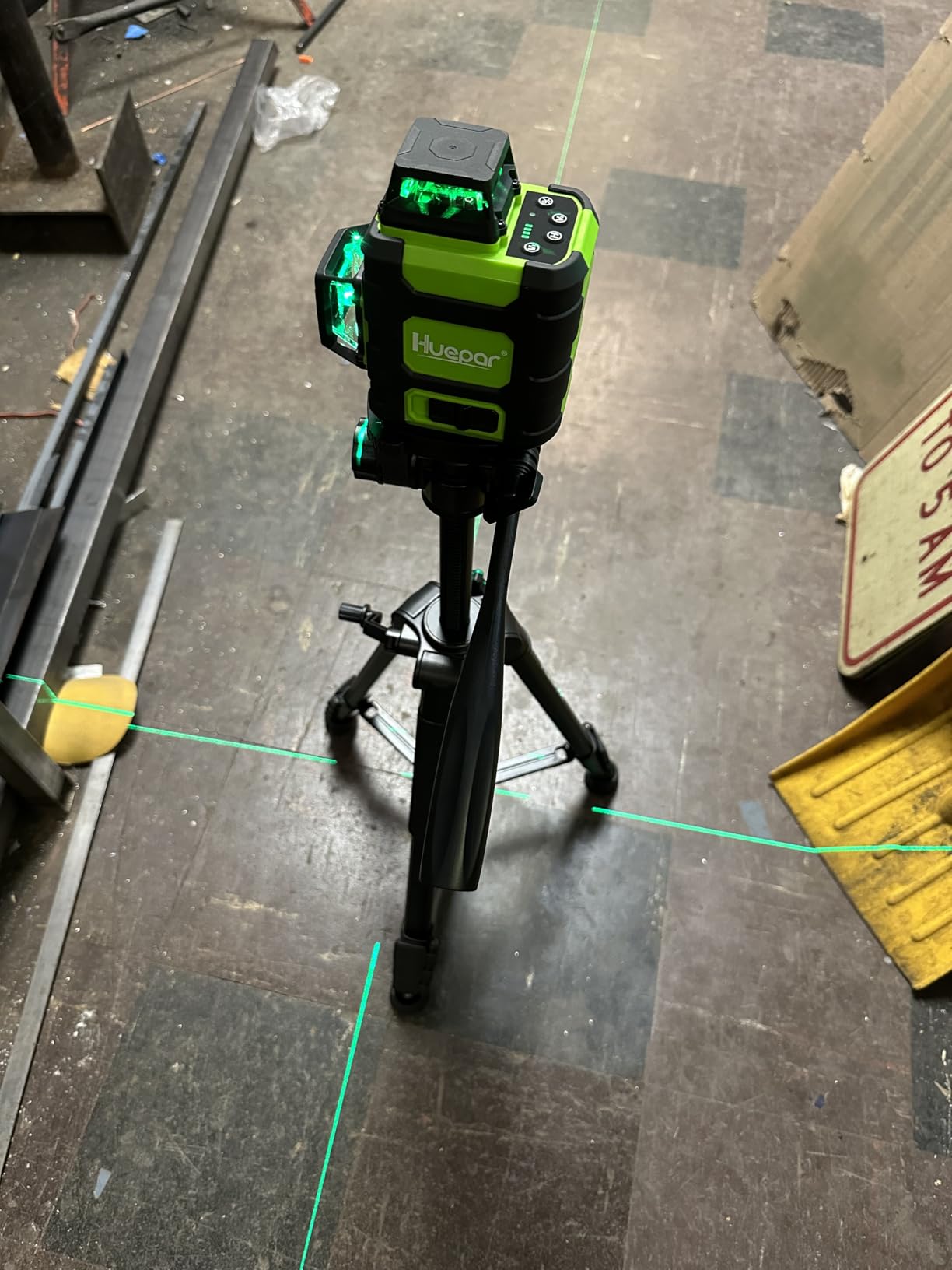 Huepar Professional Laser Level Tripod, 60 Inch Adjustable Laser Level Stand, Heavy Duty, 1/4