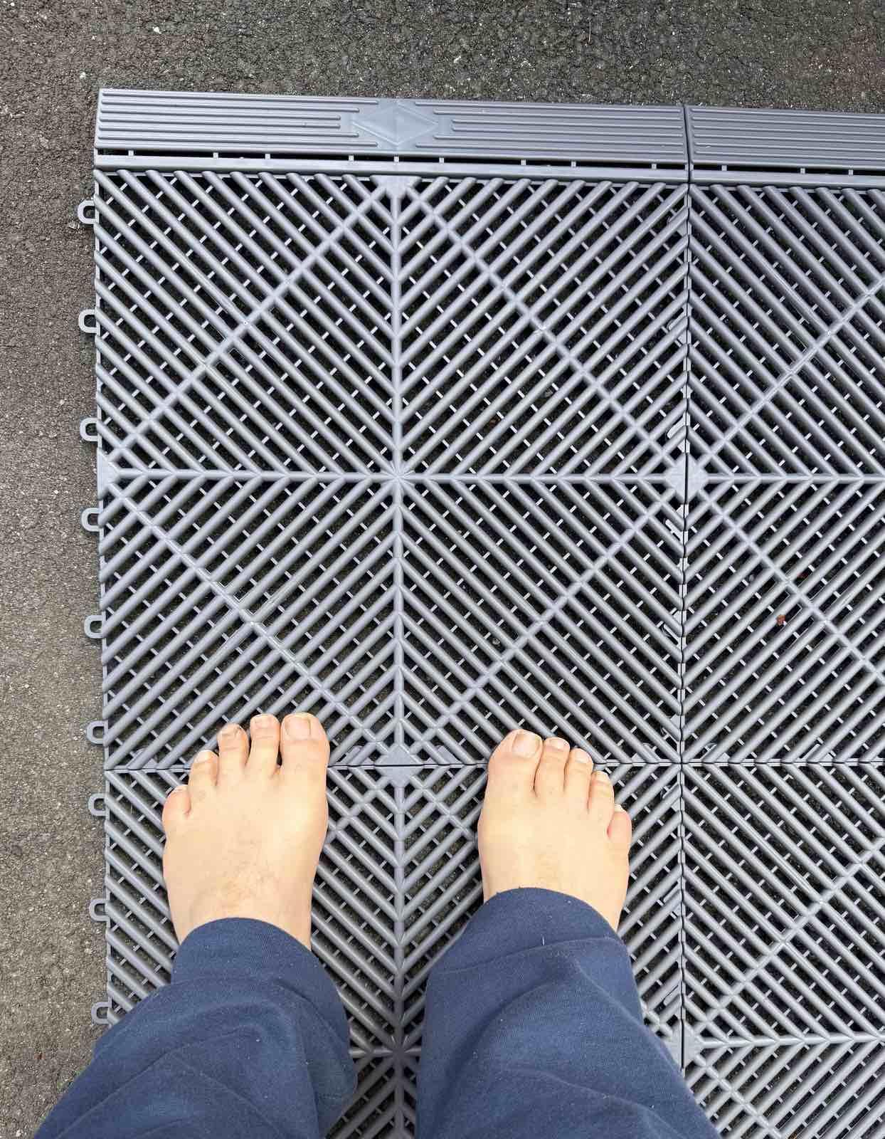 Japard Garage Floor Tiles, 20 Pack Interlocking Flooring Drainage 15.7 x 15.7 inch Covering 34 Sq Ft, Hard Plastic Easy to Install, Outdoor Indoor Basement Parking, Gray customer photo 1