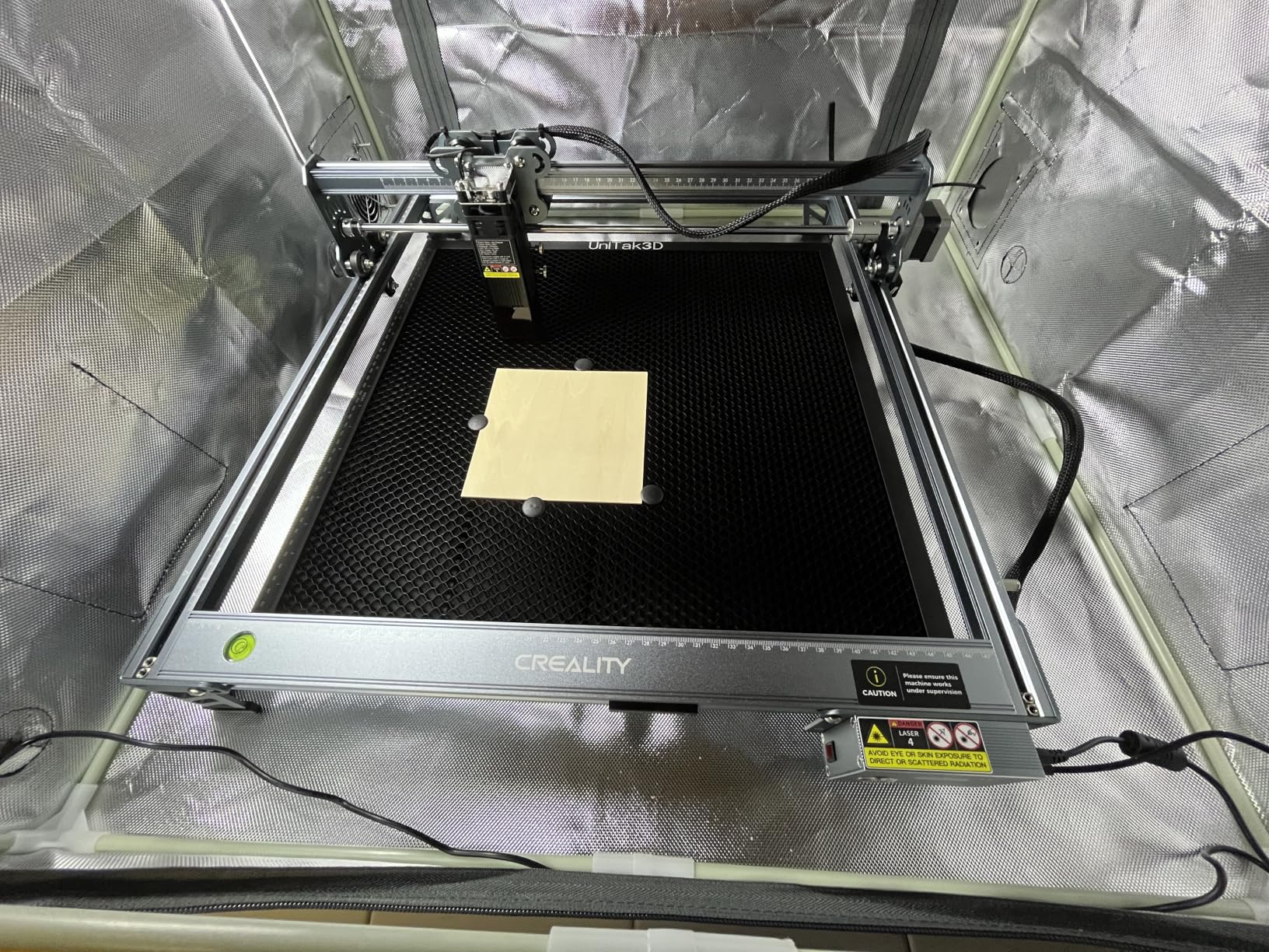 UniTak3D Honeycomb Laser Bed 300 x300 mm Working Table for S1/RAY5 Engraver, Fast Heat Dissipation and Desktop Protection with Aluminium Plate customer photo 1