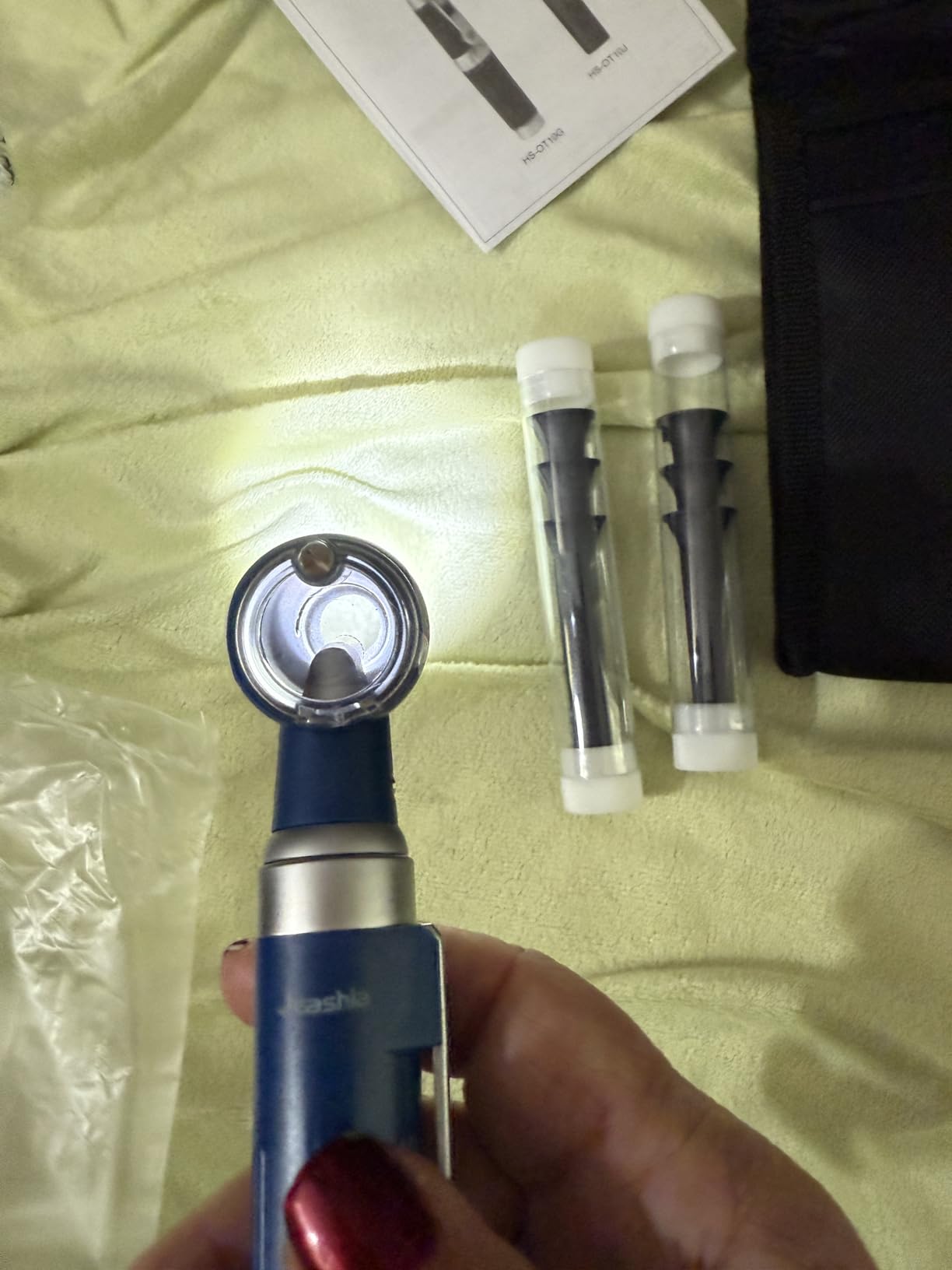 Pocket Veterinary LED Otoscope - Pet Ear Scope with Light for Dogs & Cats, 6 Disposable Tips (4/6/9mm), Portable Ear Infection Detector (Purple) customer photo 2