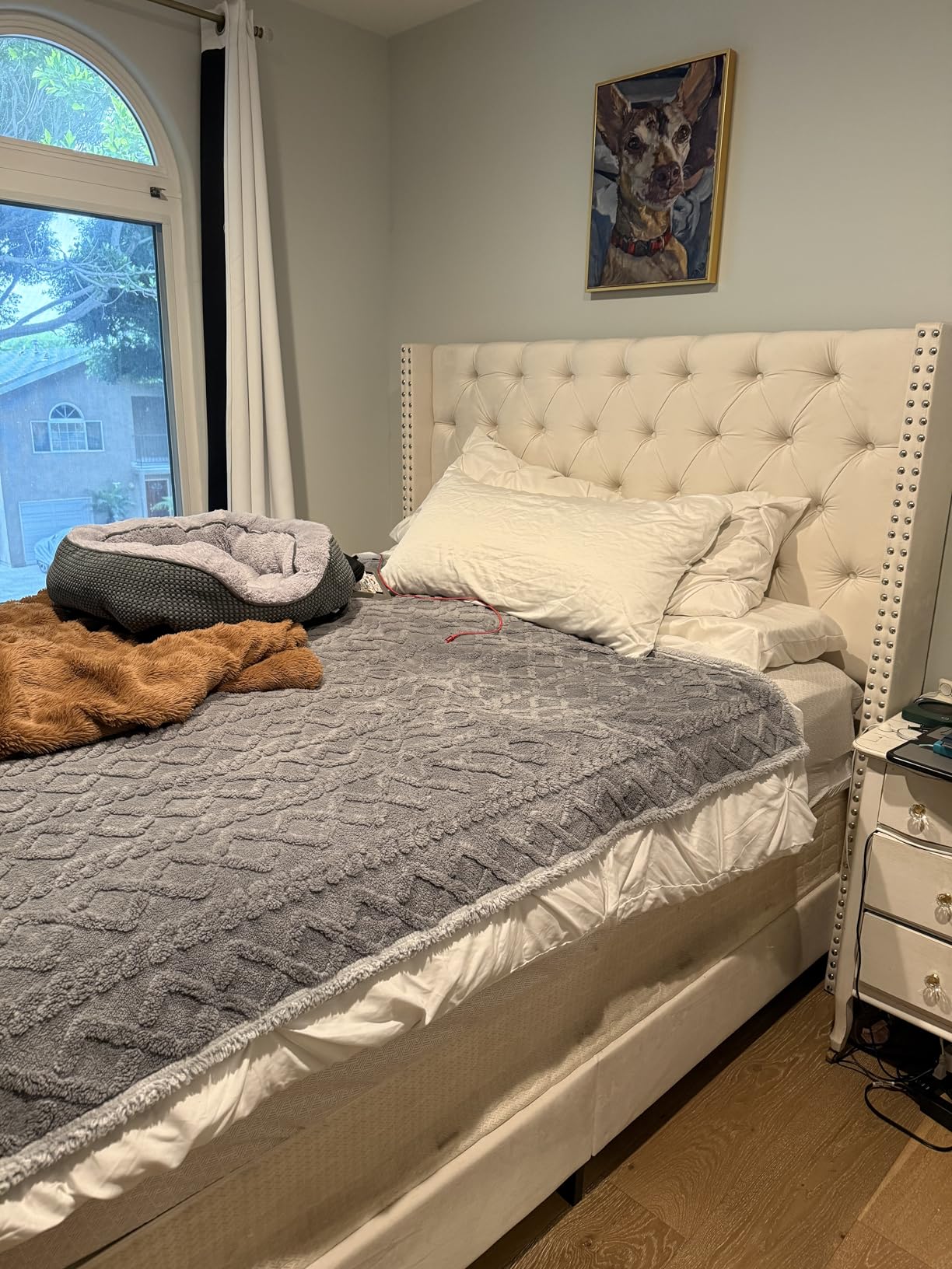 Jocisland Cal King Bed Frame 61.4