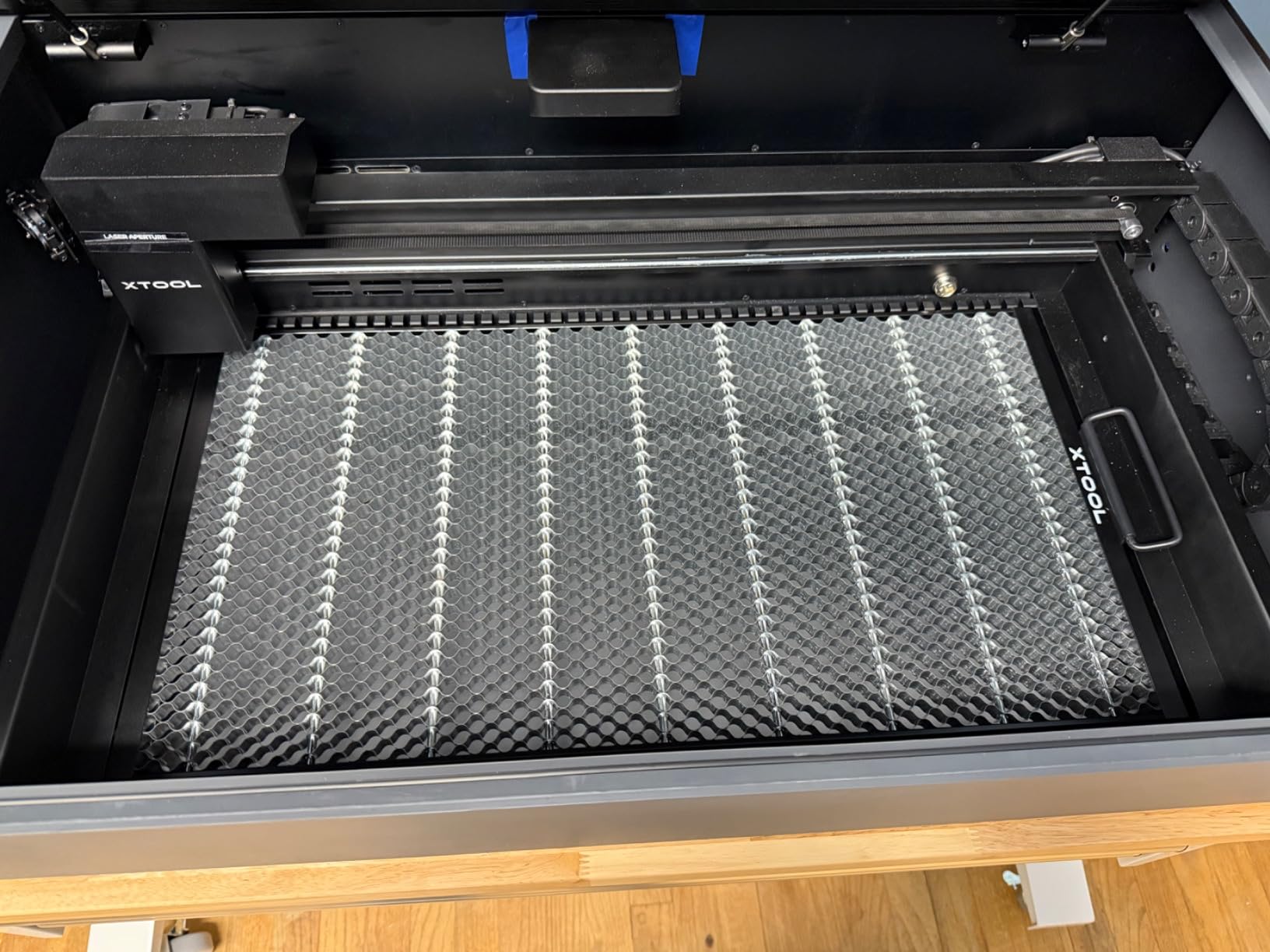 xTool P3 Honeycomb Panel for Laser Engraver, Ultra-Lightweight 100% Aluminum, Rust-Free & High Temperature Resistant, Optimized Cutting Bed for Clean Edges customer photo 1