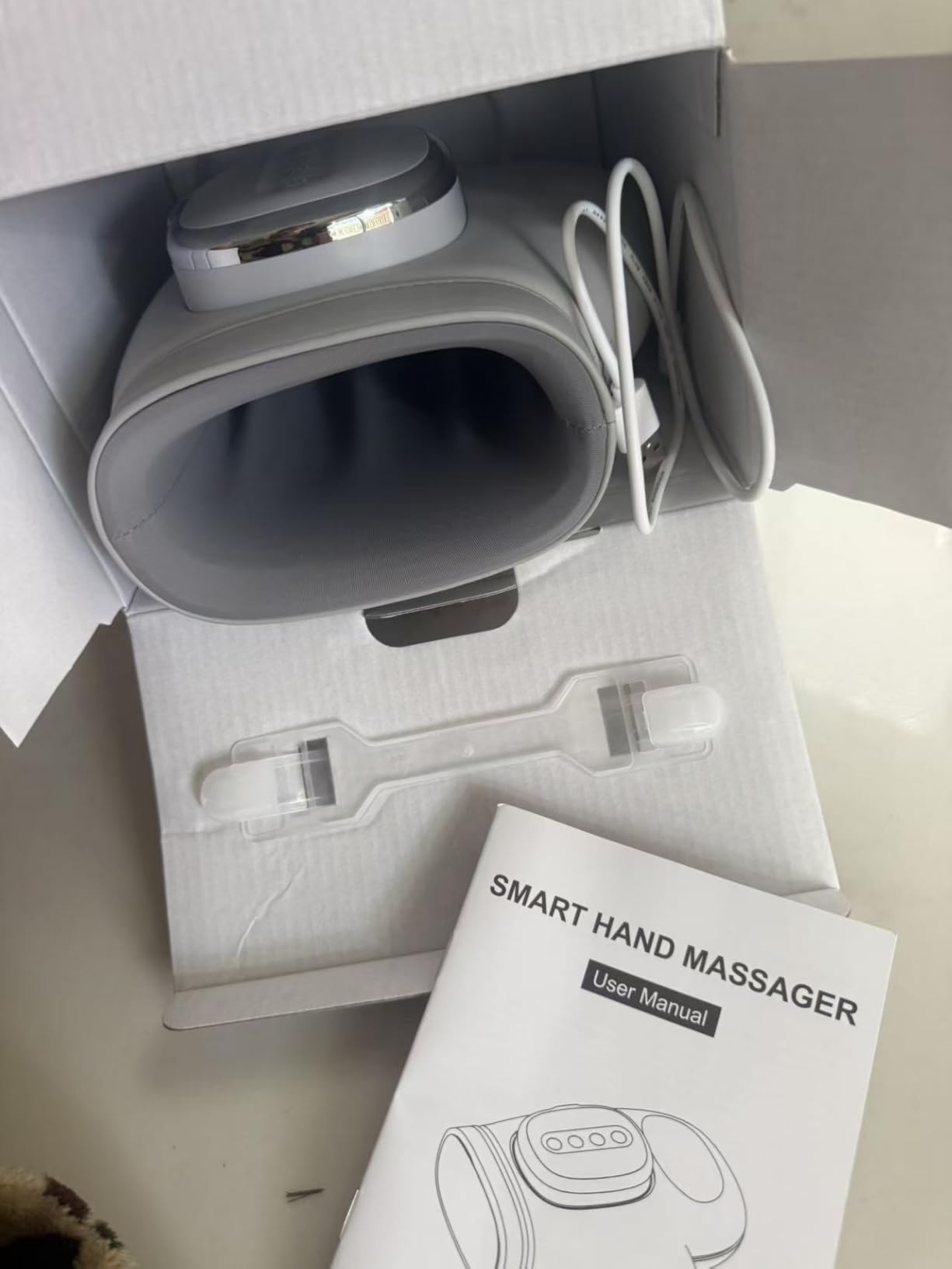 Hand Massager with Heat and Compression, Electric Hand Massager for Arthritis and Carpal Tunnel Relief, 3 Modes 3 Heat Levels 5 Compression Settings customer photo 2