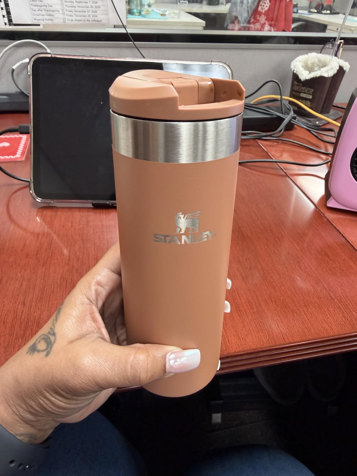 STANLEY Transit FlipTop Mug | Leakproof Coffee Travel Cup | Vacuum Insulated Stainless Steel | Stays Hot or Cold for Hours | BPA-Free | 20 oz | Black 2.0 customer photo 2