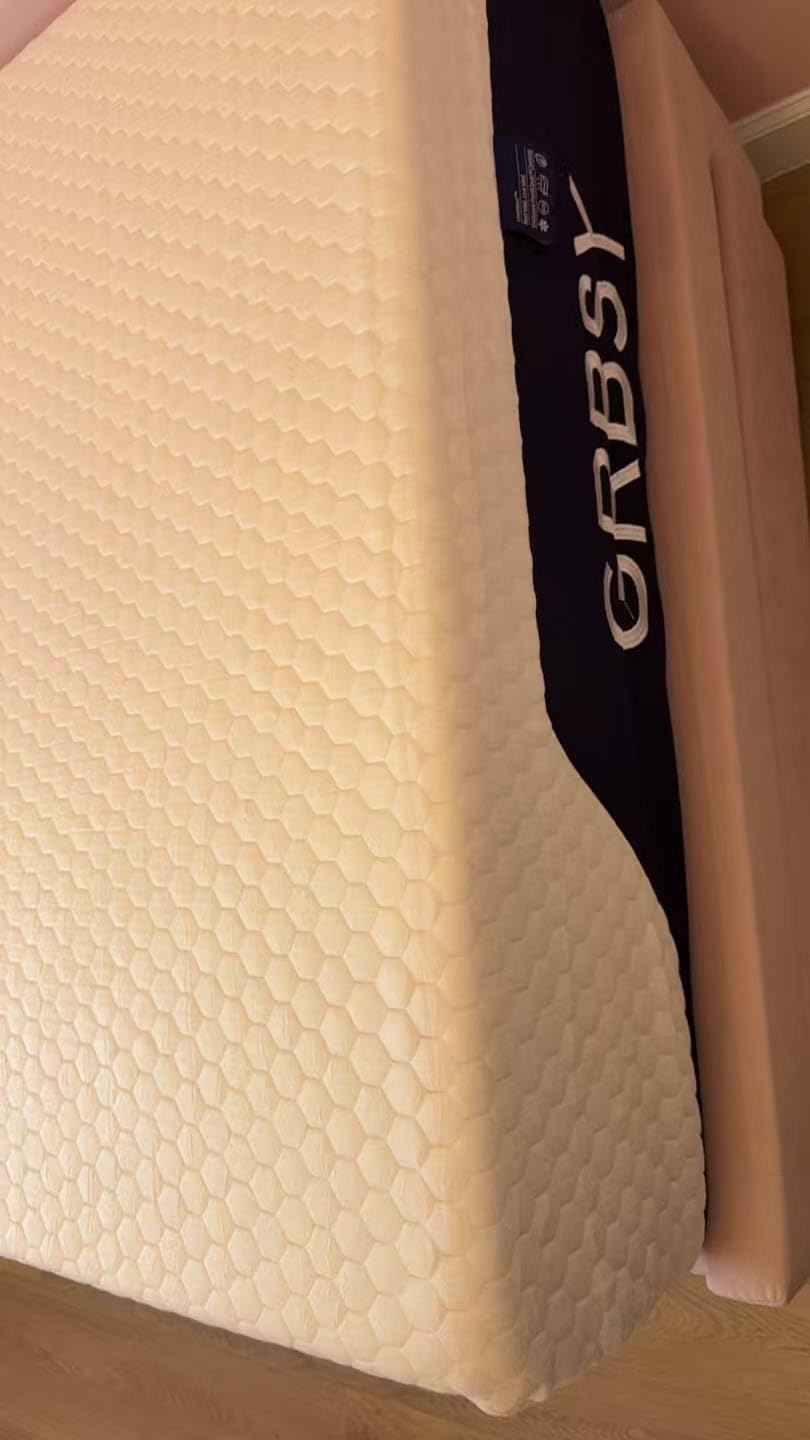 14 Inch Queen Mattress Firm - Cooling Gel Memory Foam Mattress with IceSilk Cover, Back Pain Relief & Motion Isolation, USA Assembly, Fiberglass-Free, Queen Bed Mattress in a Box, CertiPUR-US customer photo 1