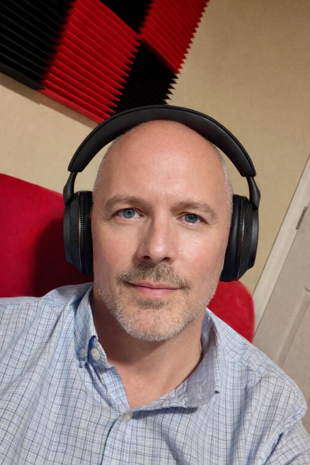 Bowers & Wilkins Px7 S3 Over-Ear Headphones, Vintage Maroon, High-Resolution Sound, Comfortable Fit, Bluetooth, Active Noise Cancelling and Transparency Mode, 30-Hour Playtime, Quick Charge Support customer photo 1