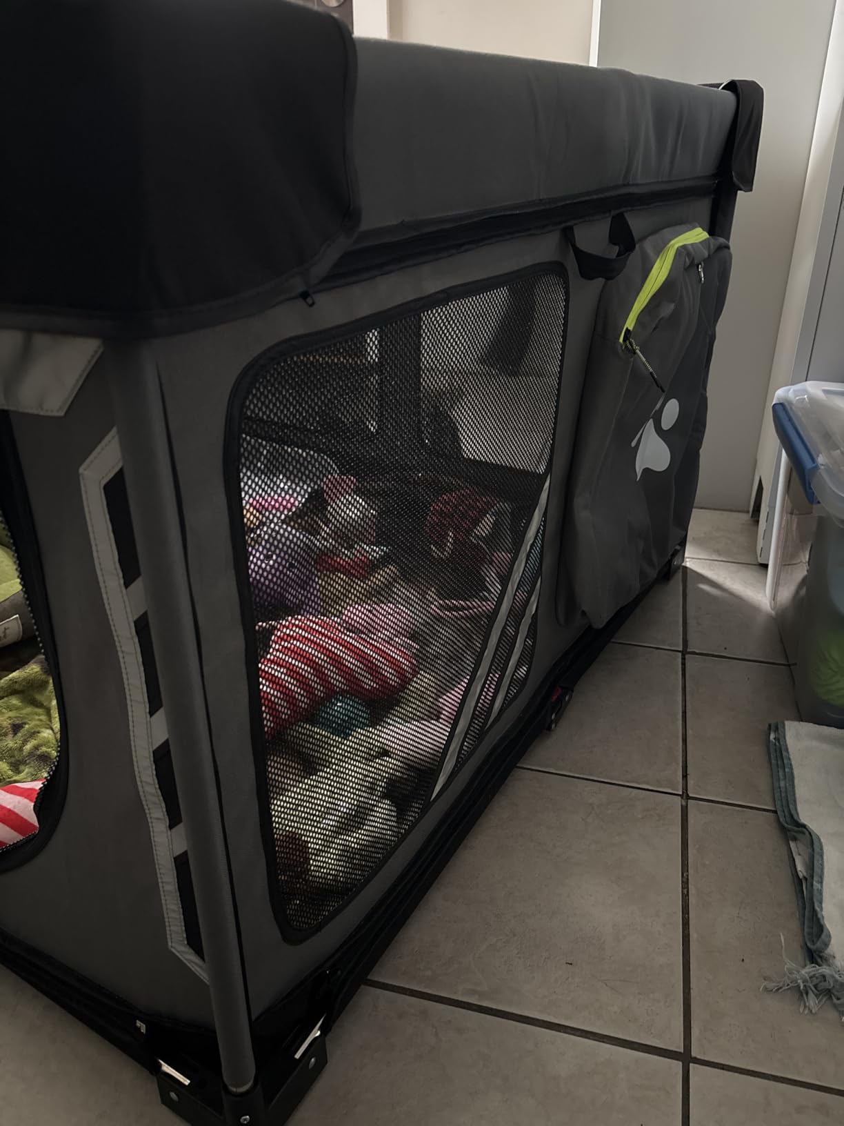 LOOBANI Foldable Whelping Box for Dogs and Puppies: 1 Min Setup Pet Puppy Playpen Indoor with Cover & Waterproof Bottom, Portable Birthing Box, 43.3