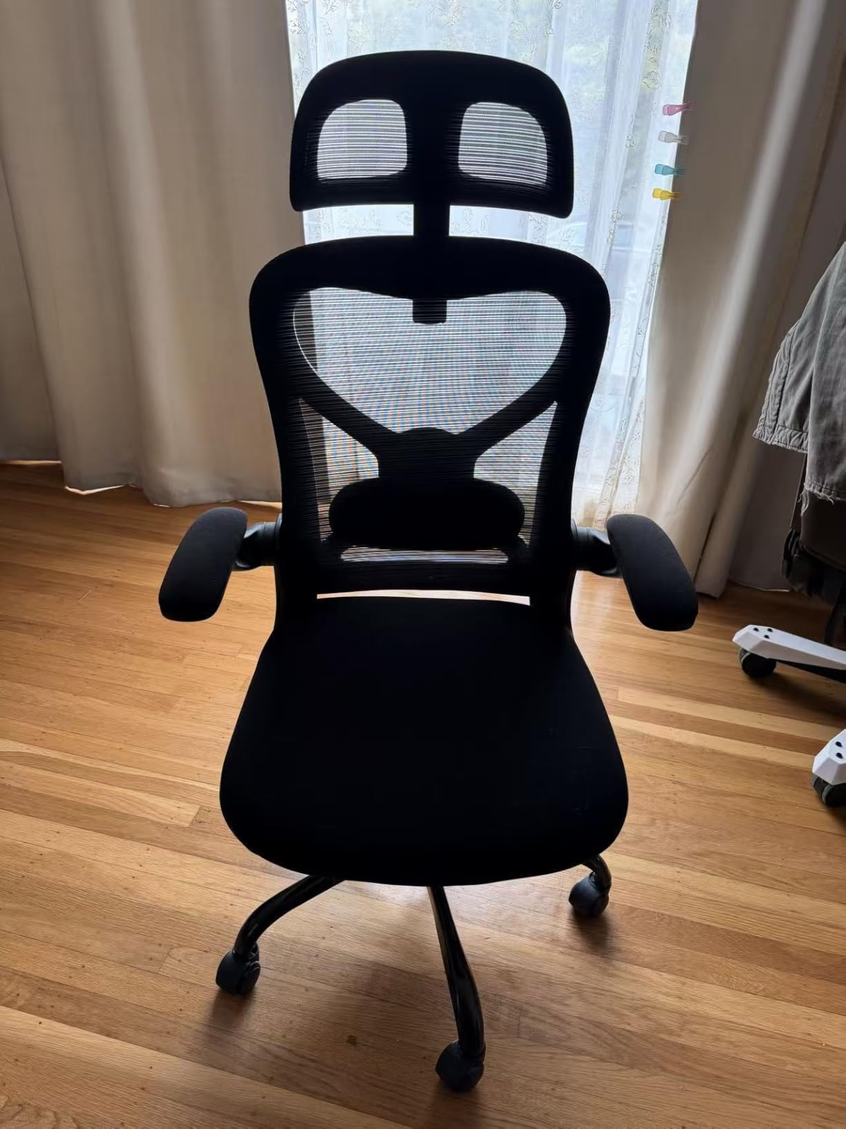 Ergonomic Office Chair for Back & Neck Pain Relief, Virgin Foam Seat, 2D Adjustable Lumbar & 3D Headrest, Tilt & Rock for Relaxation, Ideal for Long Sitting Comfort, White/Gold customer photo 1