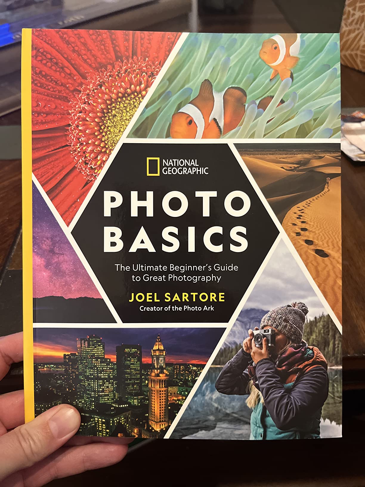 National Geographic Photo Basics: The Ultimate Beginner's Guide to Great Photography customer photo 2