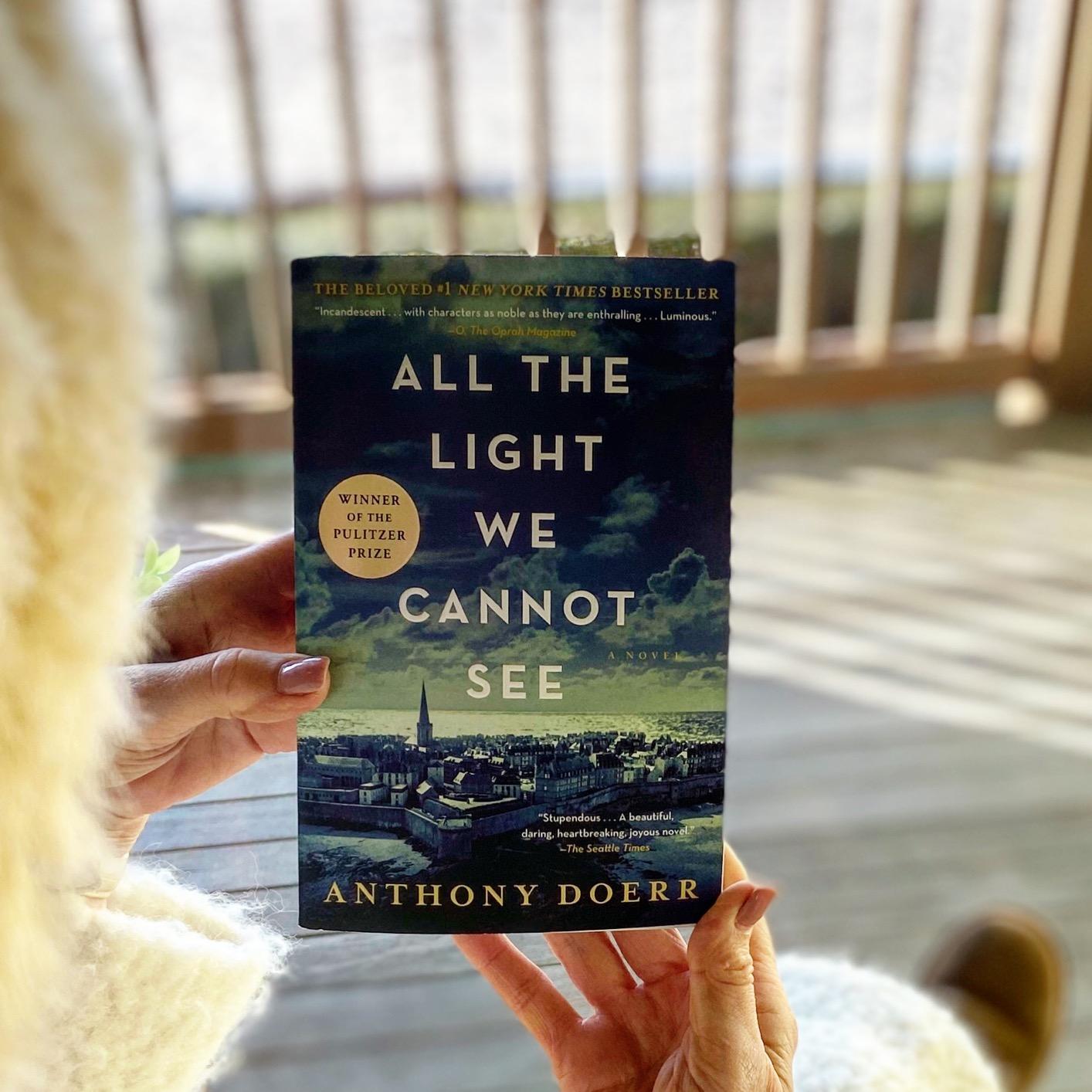 All the Light We Cannot See: A Novel customer photo 2