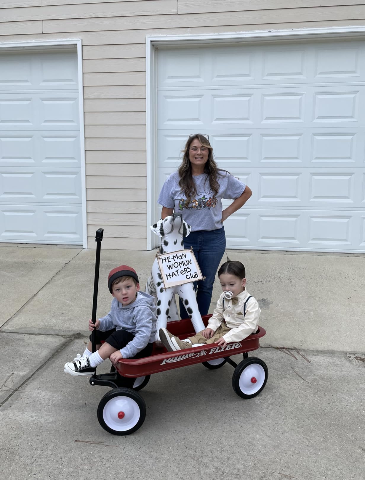 Radio Flyer Classic Red Wagon, for Kids 1.5+, Wagon for Kids or Cargo customer photo 2