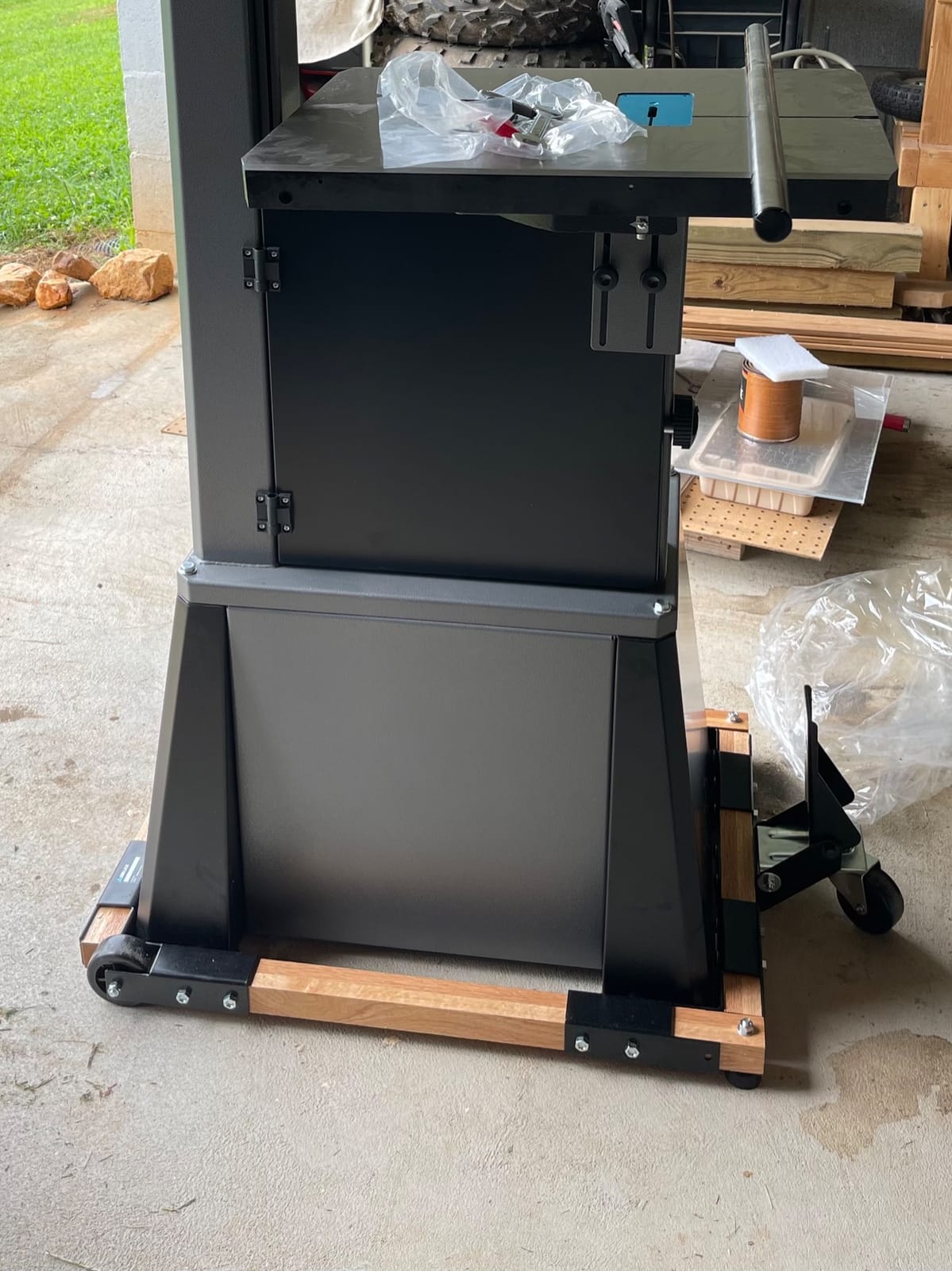 Delta 50-345 Universal Mobile Base (Wood Not Included) customer photo 1