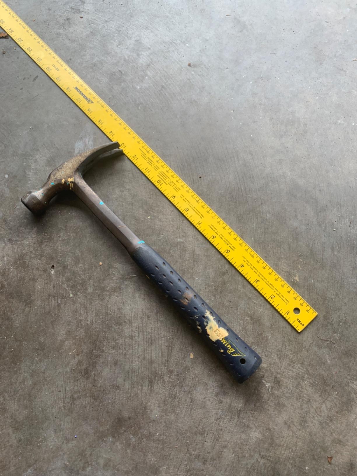 ESTWING Framing Hammer - 22 oz USA Made Long Handle Straight Rip Claw Hammer with Smooth Face & Shock Reduction Grip - E3-22S customer photo 2