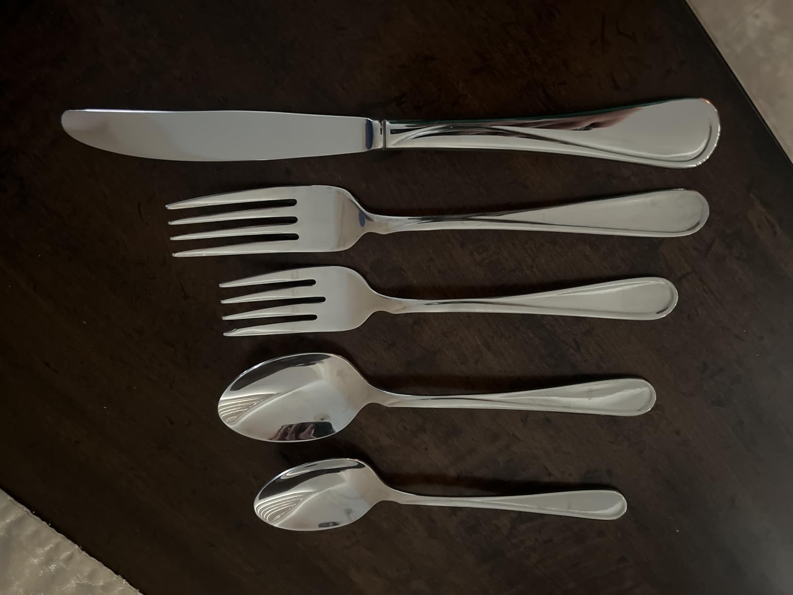 Oneida Flight 45-Piece 18/0 Silverware Set for 8, Flatware | mirror finish, dishwasher safe | includes serving spoons and utensil set | cutlery set, wedding silverware customer photo 2