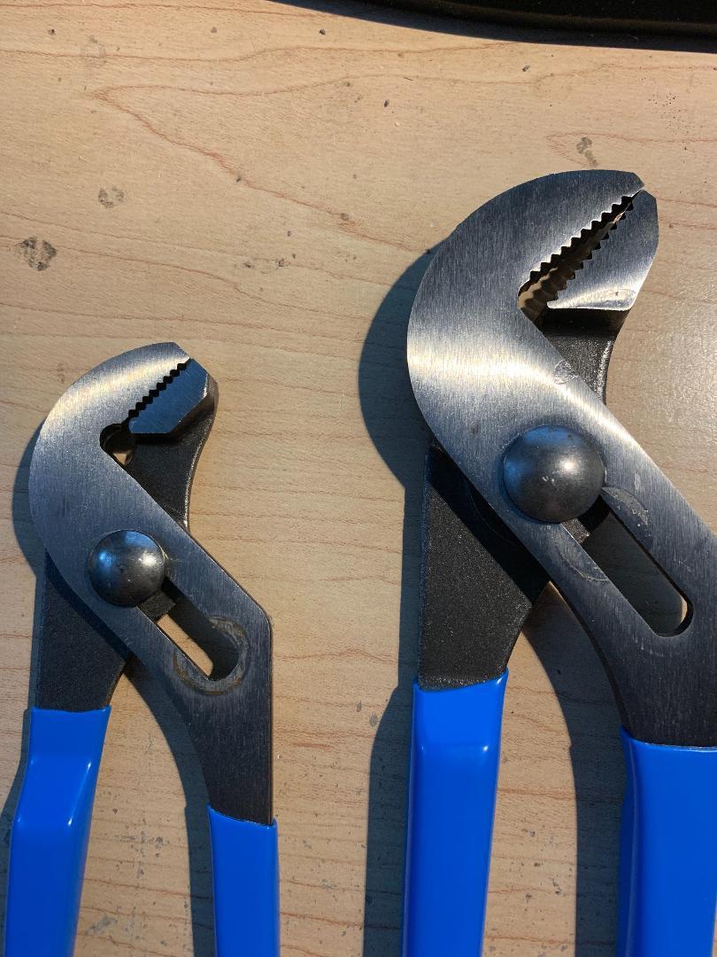 Channellock TG-1 Tongue and Groove Plier Set, 2-Piece (9.5 in & 12 in), High Carbon Steel customer photo 1