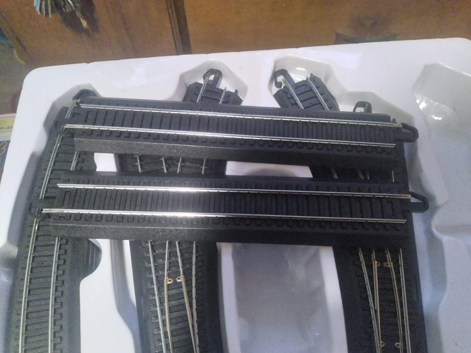 Bachmann Trains E-Z Track Layout Expander Set Steel Alloy Rail HO Scale | Snap-Fit E-Z Track, Layout Expander Set Add to your existing Starter Set create New Track Configurations, Steel Rail, 44494 customer photo 1