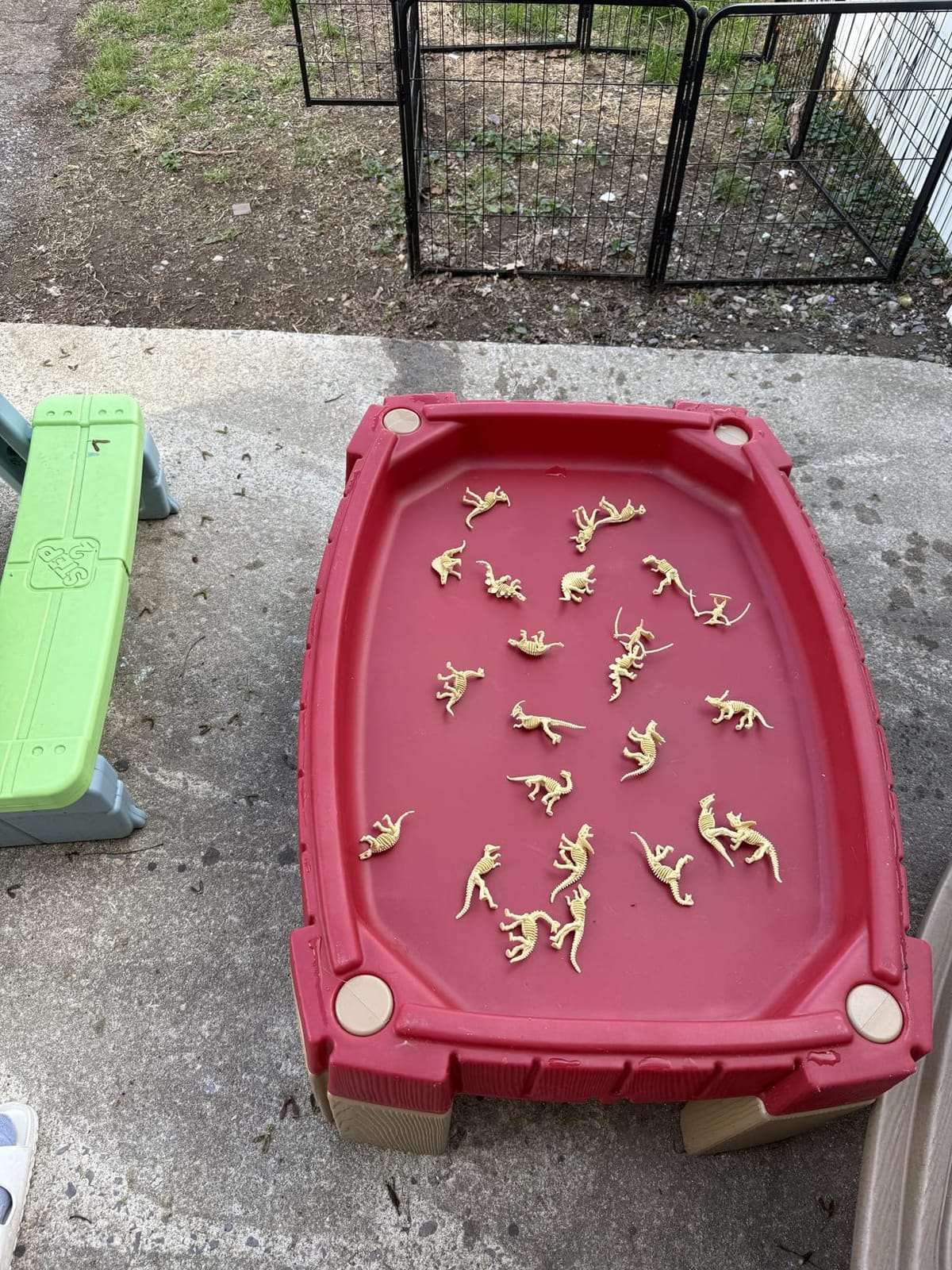 Step2 Naturally Playful Sand Table, Kids Sand Activity Sensory Table, 5 Piece Accessory Kit, Toddler Summer Outdoor Toys, 2+ Years Old customer photo 2