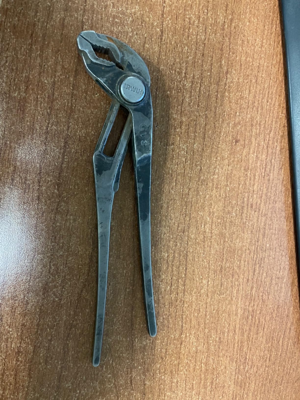 VISE-GRIP V-Jaw Locking Pliers, 8-Inch (2078108), Blue customer photo 2