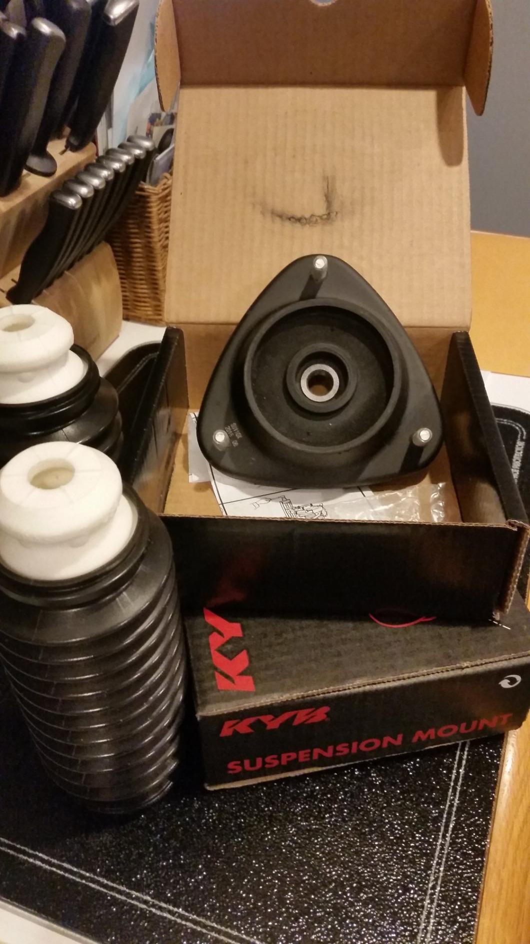KYB SM5361 Strut Mount, Black customer photo 1