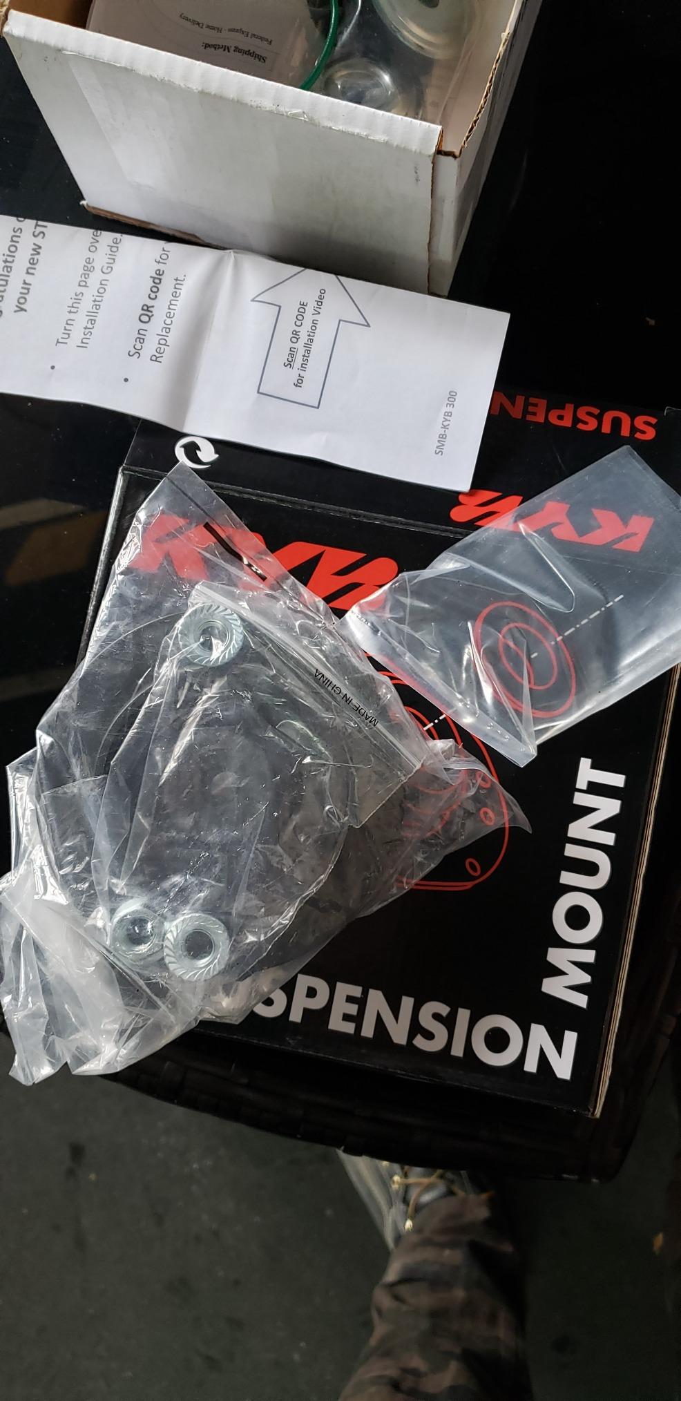 KYB SM5184 Strut Mount customer photo 1