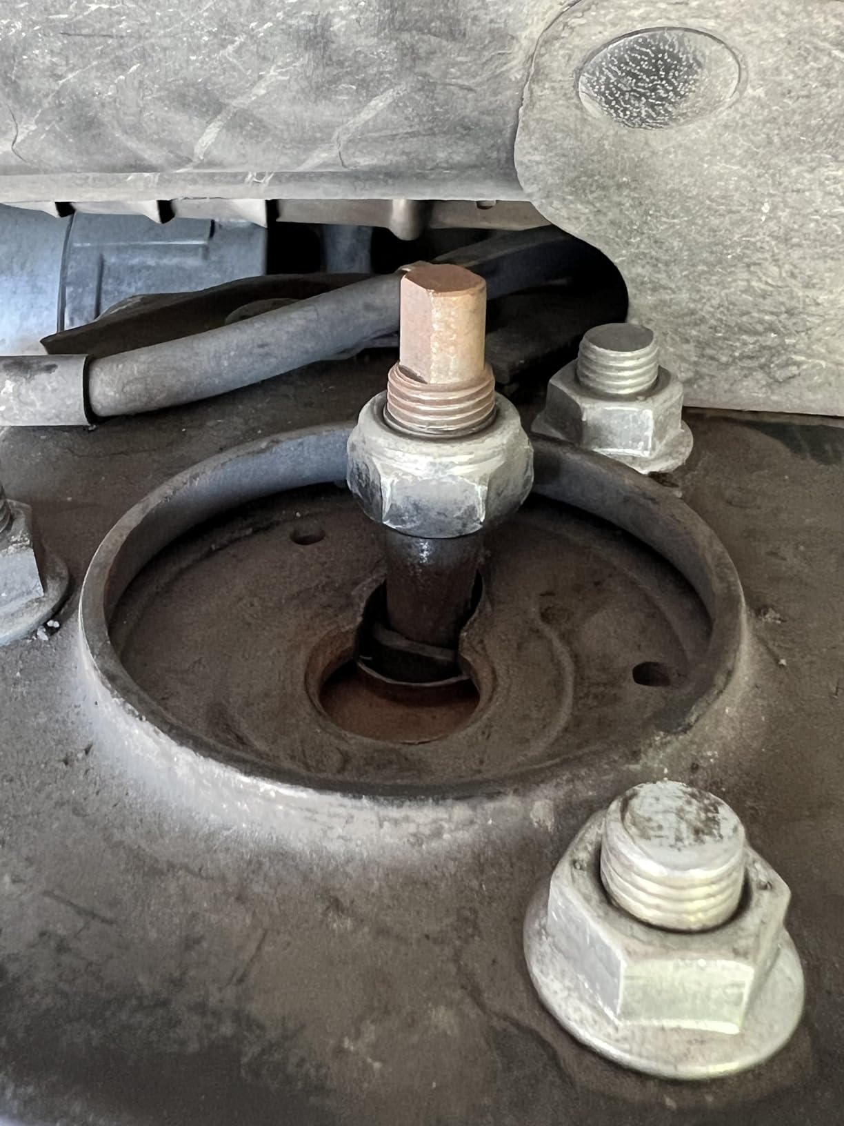 KYB SM5184 Strut Mount customer photo 2