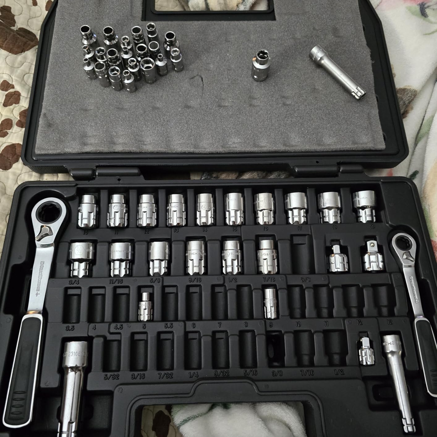 GEARWRENCH 46 Pc. 1/4