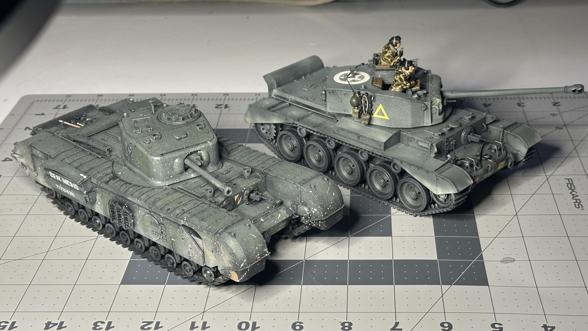 Tamiya 35164 1/35 King Tiger Production Turret Tank Plastic Model Kit customer photo 1