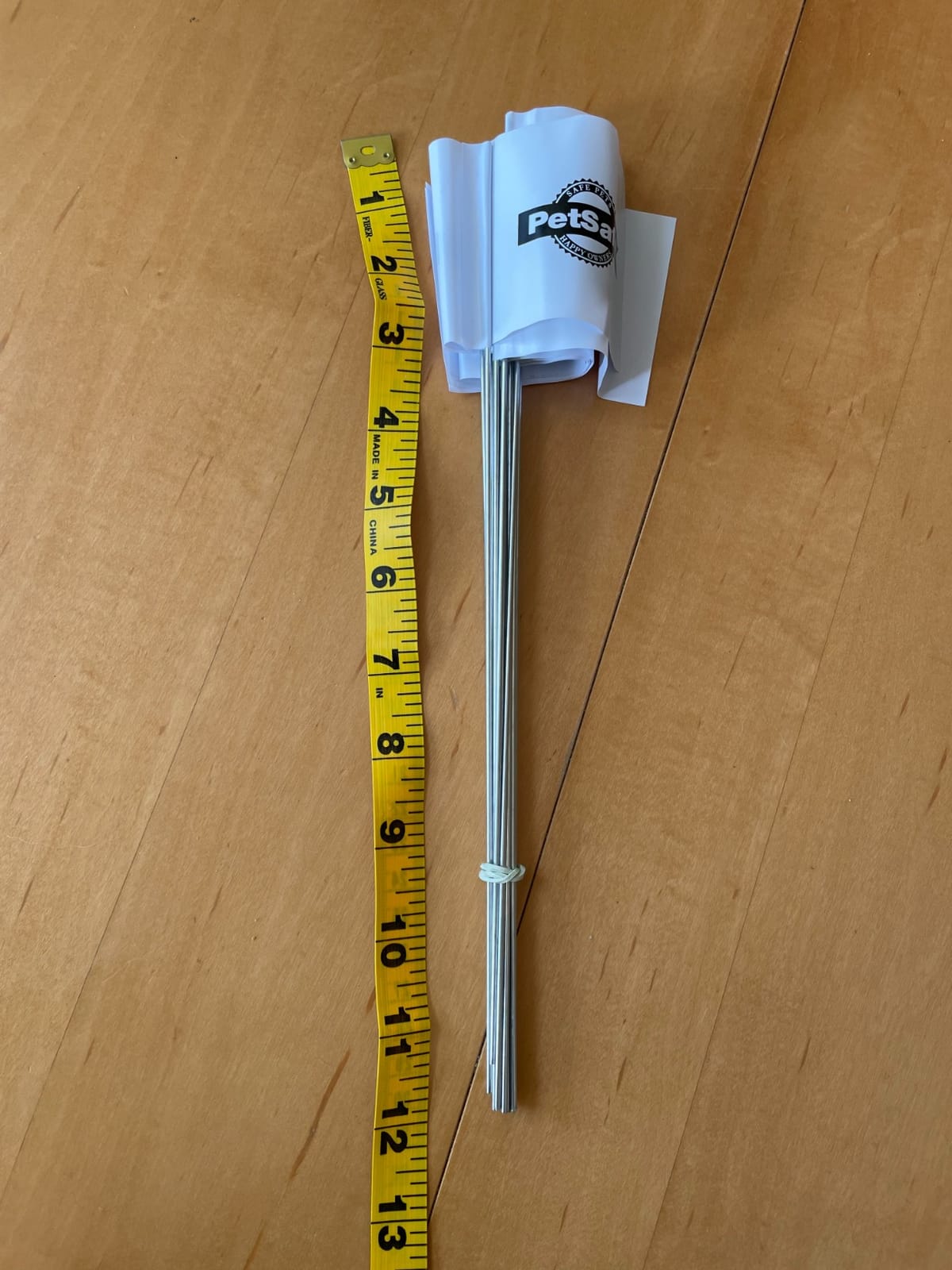 PetSafe Boundary Flags, Bundle of 50, for In-Ground & Wireless Dog Fences | Place Every 10 Ft Near Warning Zone for Visual Training Reference, Remove Gradually as Pet Learns Boundary customer photo 1