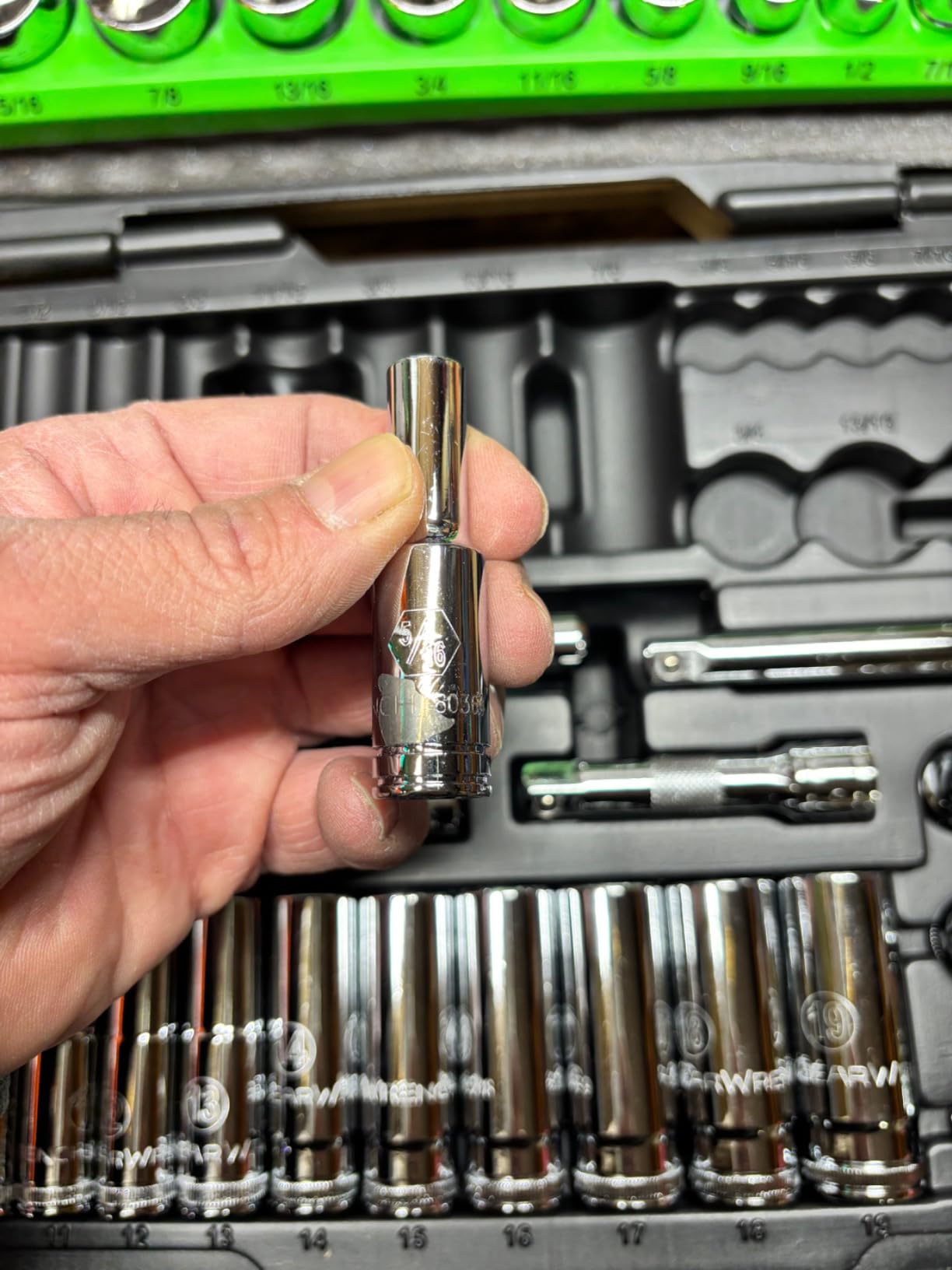 GEARWRENCH 57 Pc. 3/8