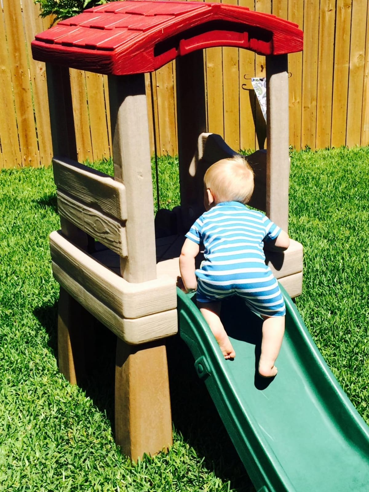 Step2 Play Naturally Playful Lookout Treehouse, Kids Outdoor Playset, Backyard Playground Set, Slide, Ladder, Pivoting Periscope, Outside Jungle Gym, For Toddlers 1.5+ Years Old customer photo 2