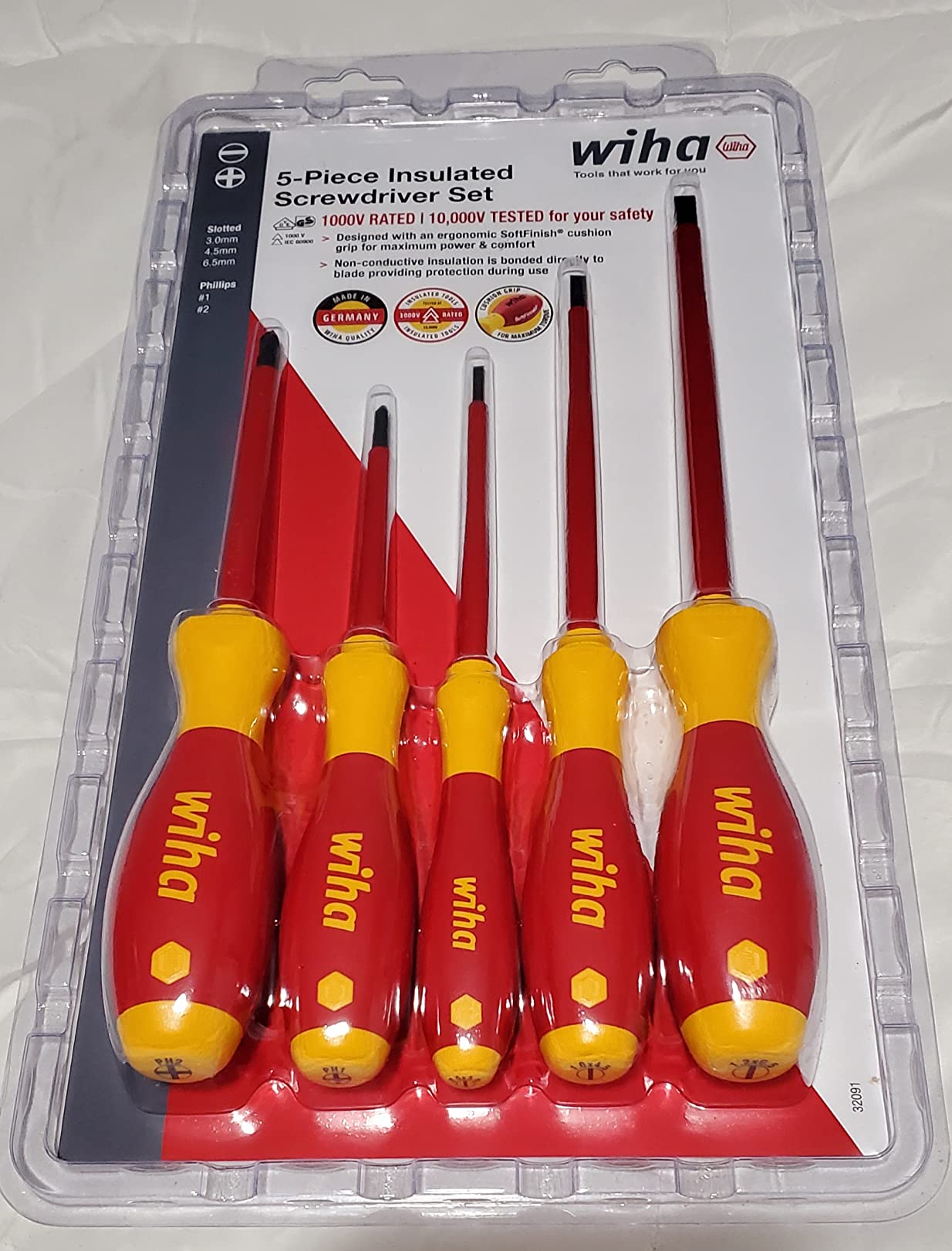 Wiha Insulated Screwdriver Set, 5-Piece 1000V Electrician Tool Kit | 1000V VDE certified, tested to 10,000 volts, SoftFinish cushion grip, black oxide tips, made in Germany customer photo 2