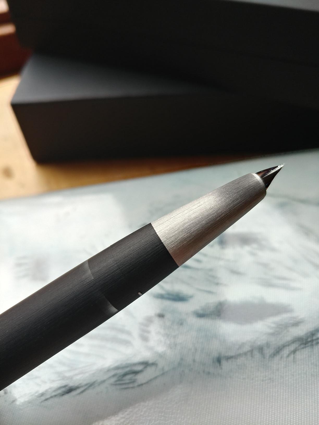 LAMY 2000 Matte Black Fountain Pen - Fine customer photo 1