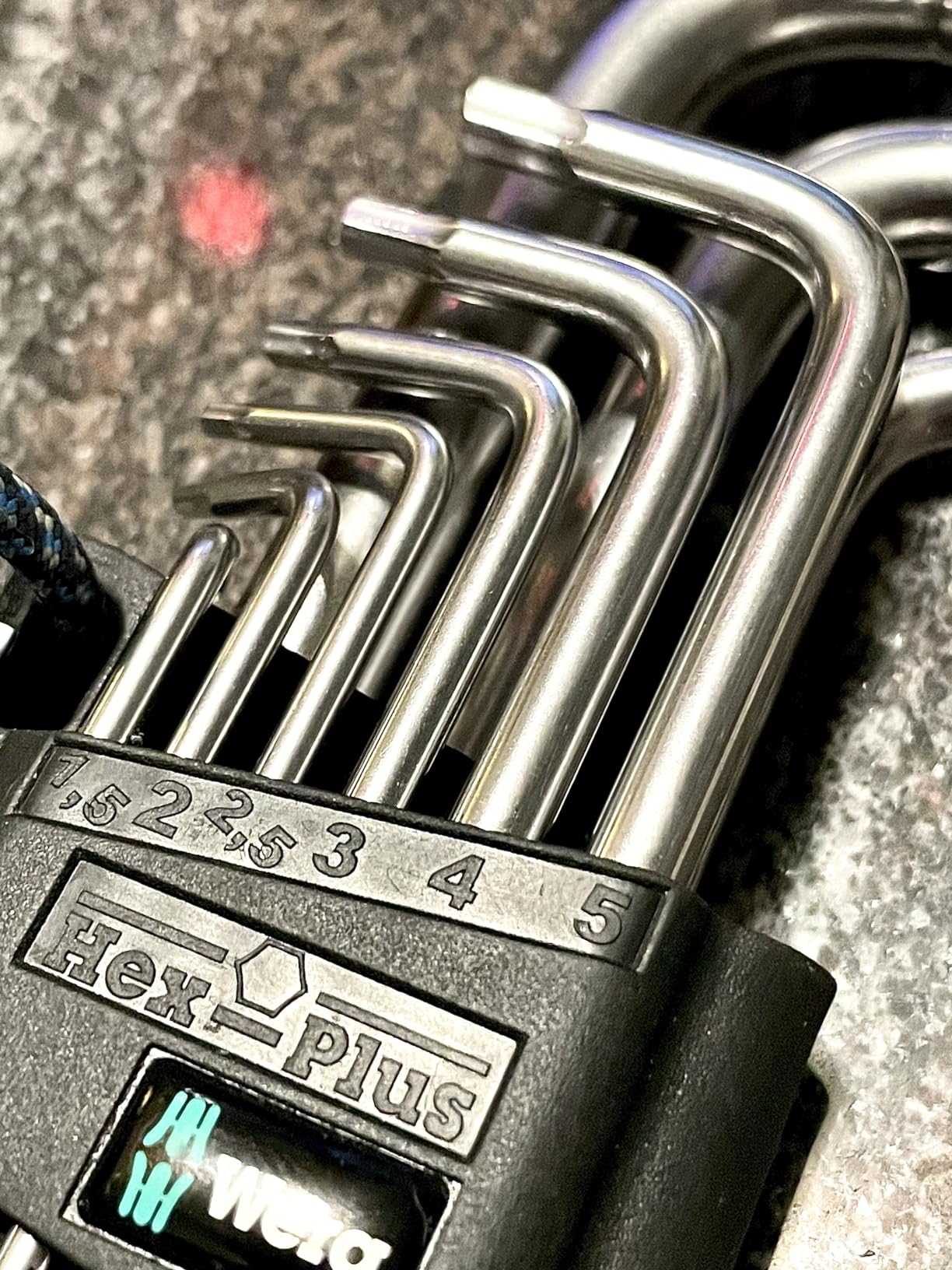 Wera - 5022720001 Stainless 3950 PKL/9 Ball-point Metric Hex-Plus Ergonomic L-Key Set with Two-Component Storage Clip, 9-Piece customer photo 1