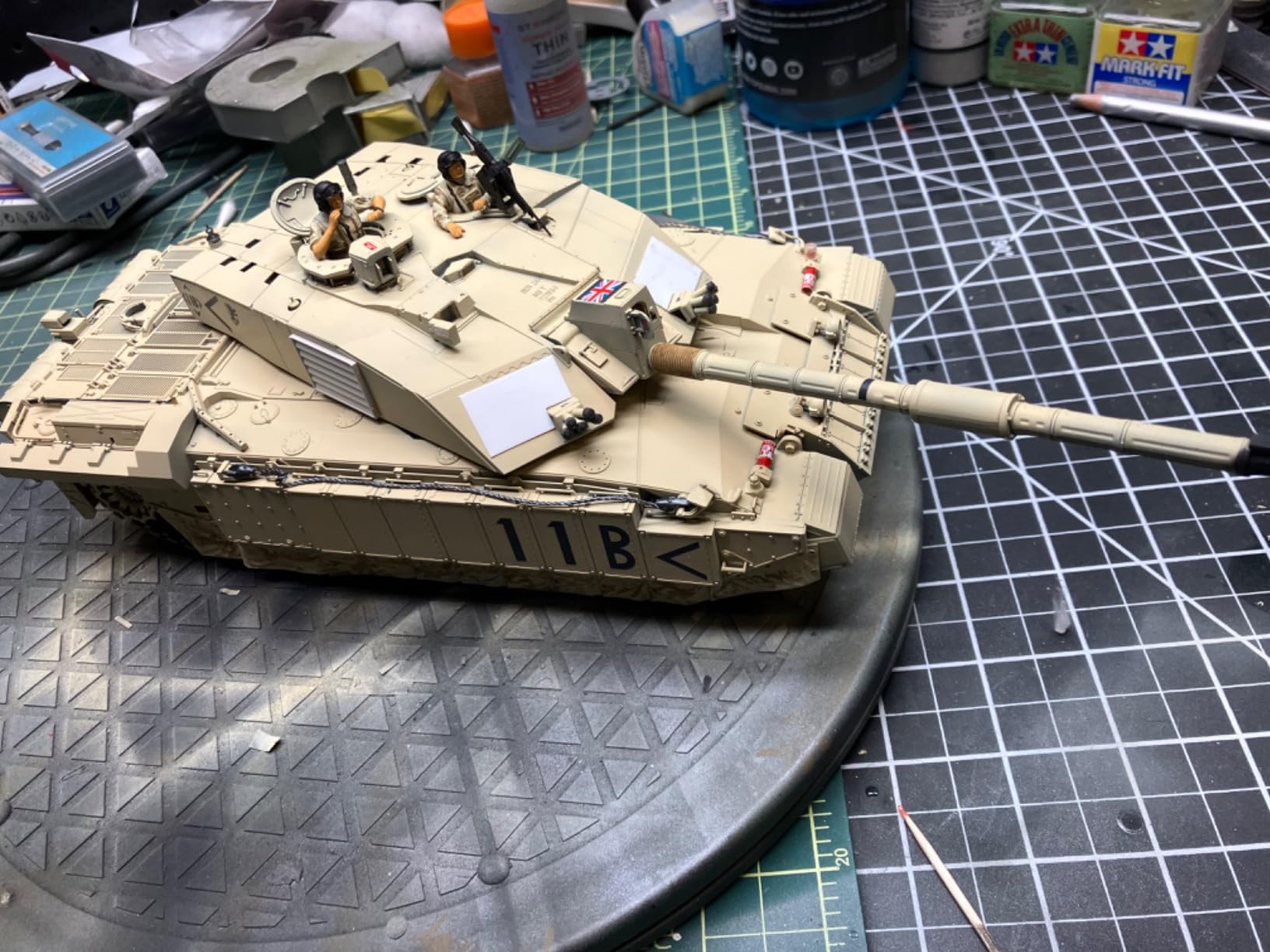 35274 1/35 Brit Challenger 2 customer photo 1