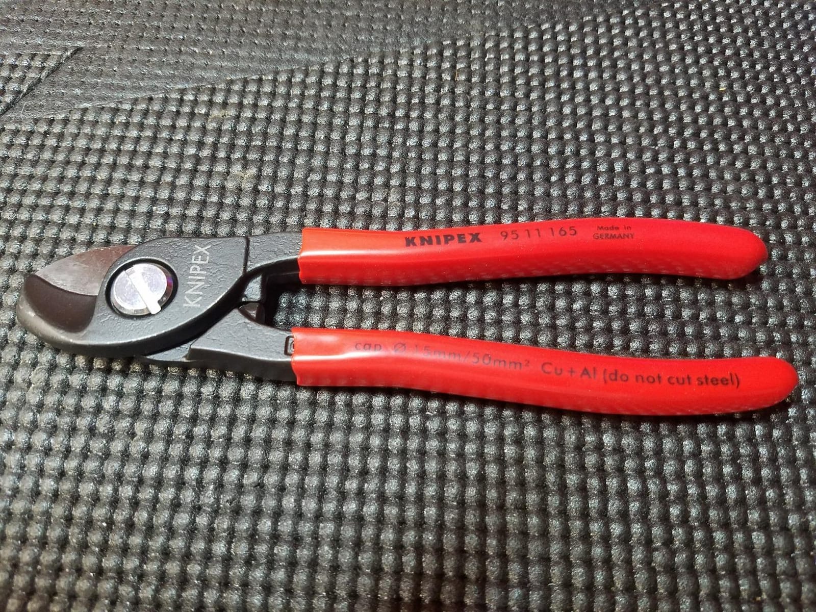 Knipex 95 11 165 Cable Shears customer photo 2