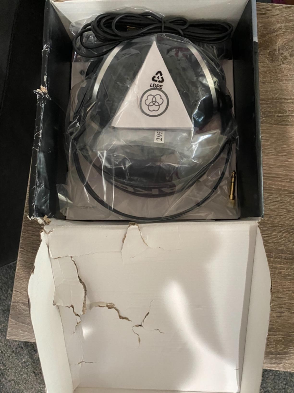 AKG Pro Audio K271 MKII Over-Ear, Closed-Back, Professional Studio Headphones, Black customer photo 2