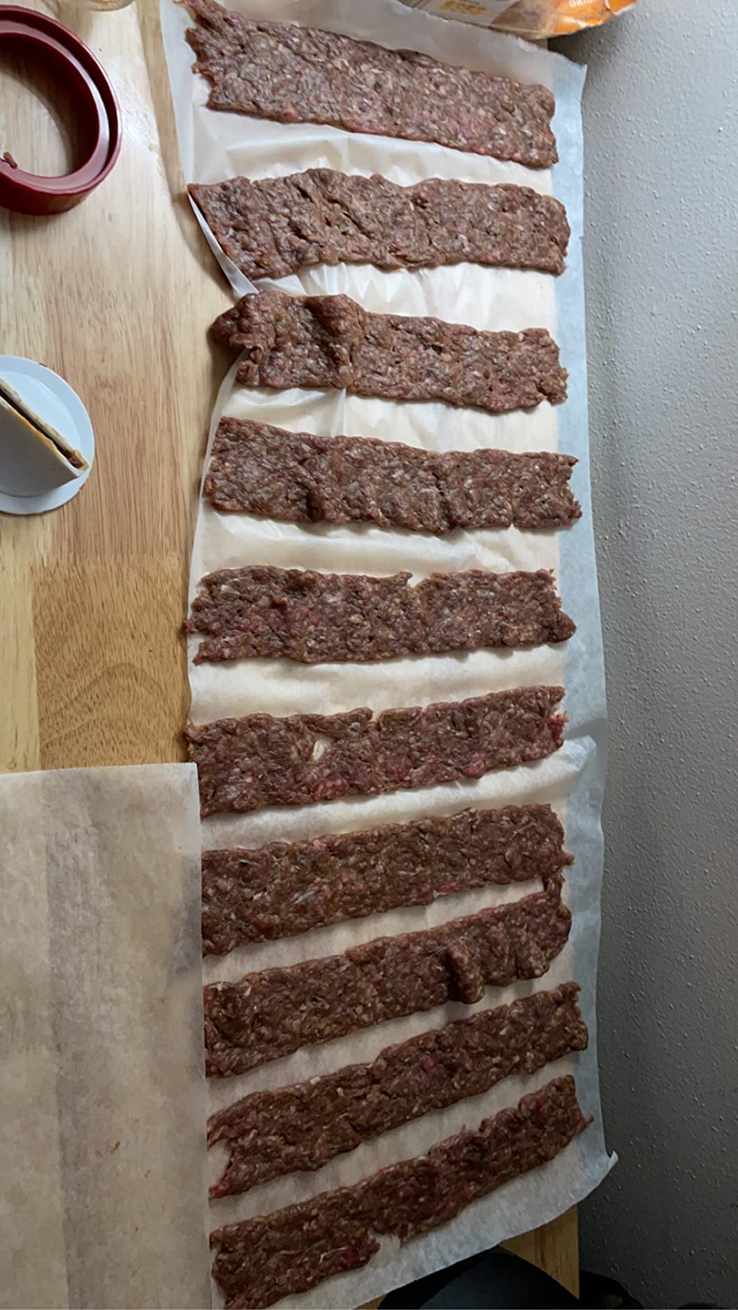 NESCO BJX-5 Jumbo Jerky Works Kit for Home Jerky Making, Easy-Use Manual Jerky Press customer photo 1