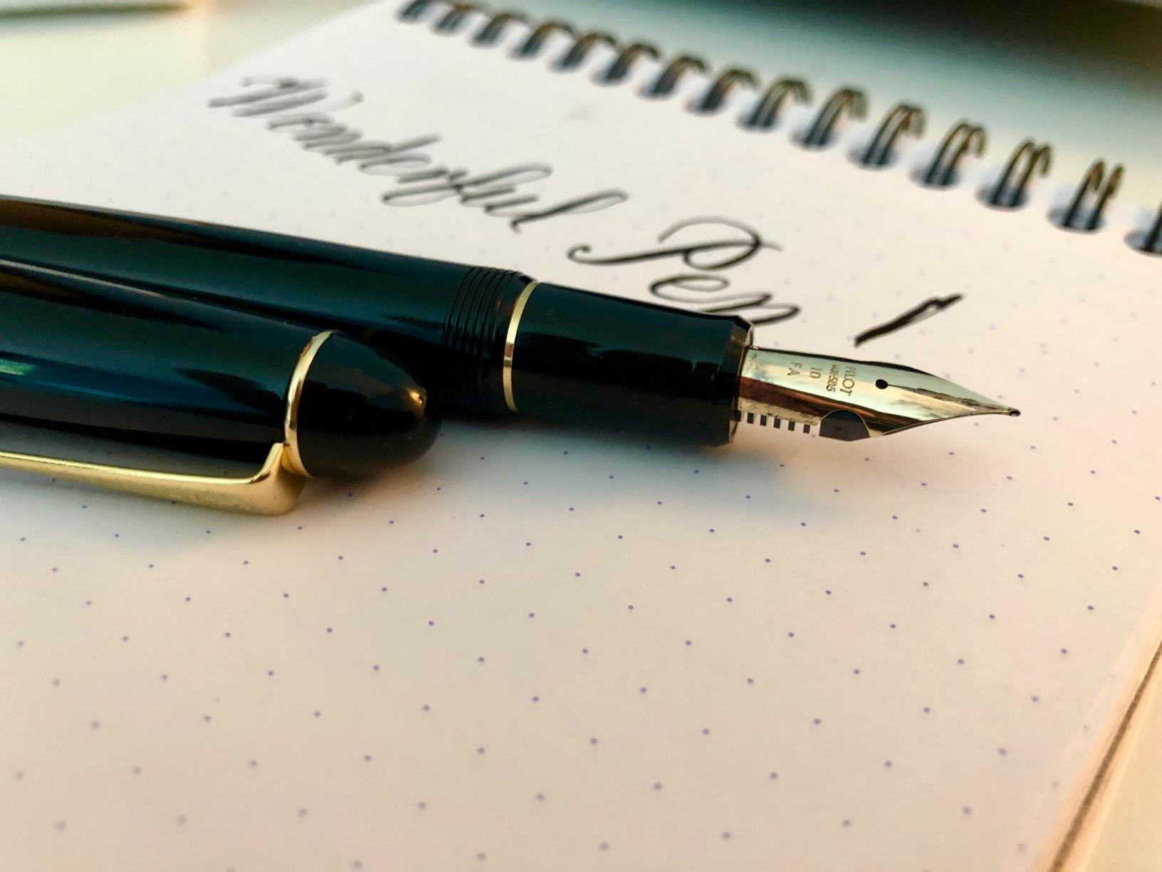 Pilot Fountain Pen Custom 742, Black Body, FA-Nib customer photo 1