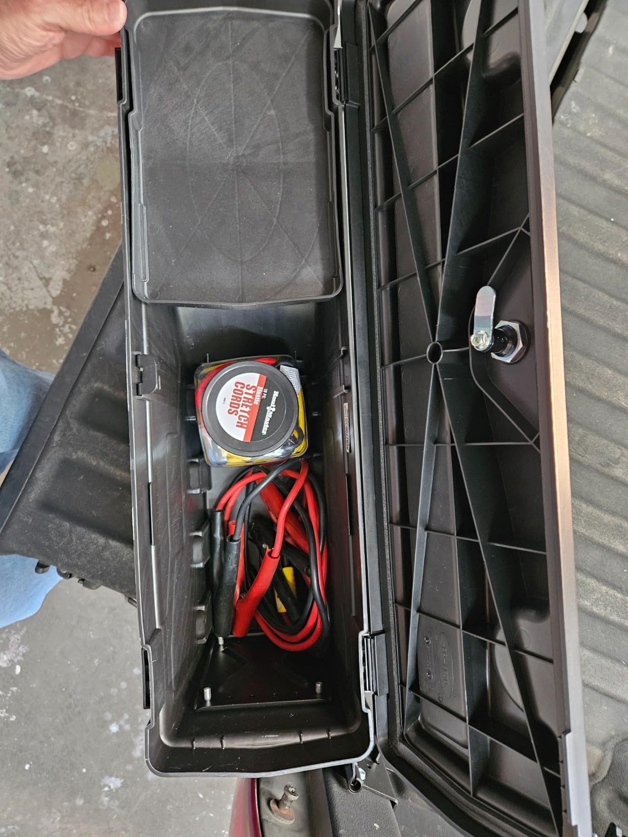 RealTruck Undercover SwingCase Truck Bed Storage Box | SC101P | Fits 2009-2007 Chevy/GMC Silverado/Sierra 1500-3500 Passenger Side customer photo 2