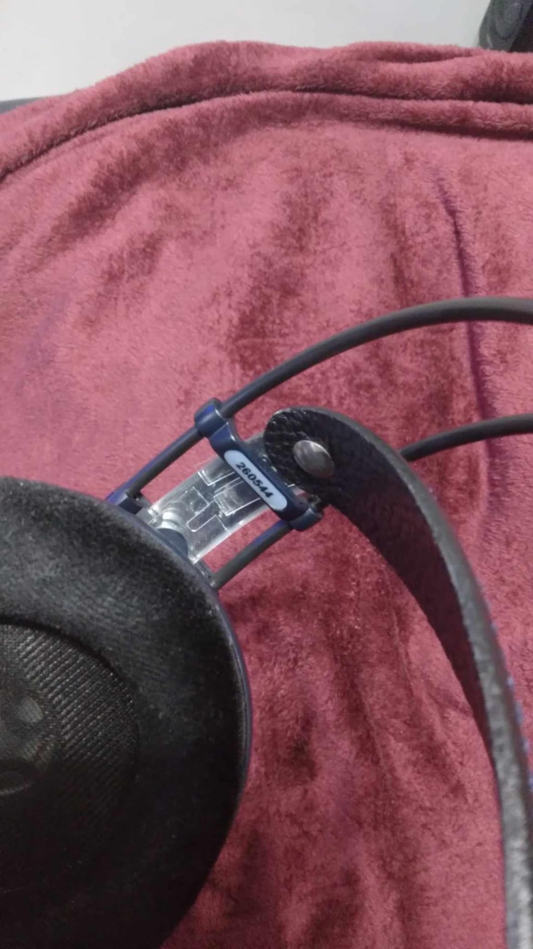 AKG Pro Audio 2458X00190 (K702) Over-Ear, Open-Back, Flat-Wire, Reference Studio Headphones, Black customer photo 1