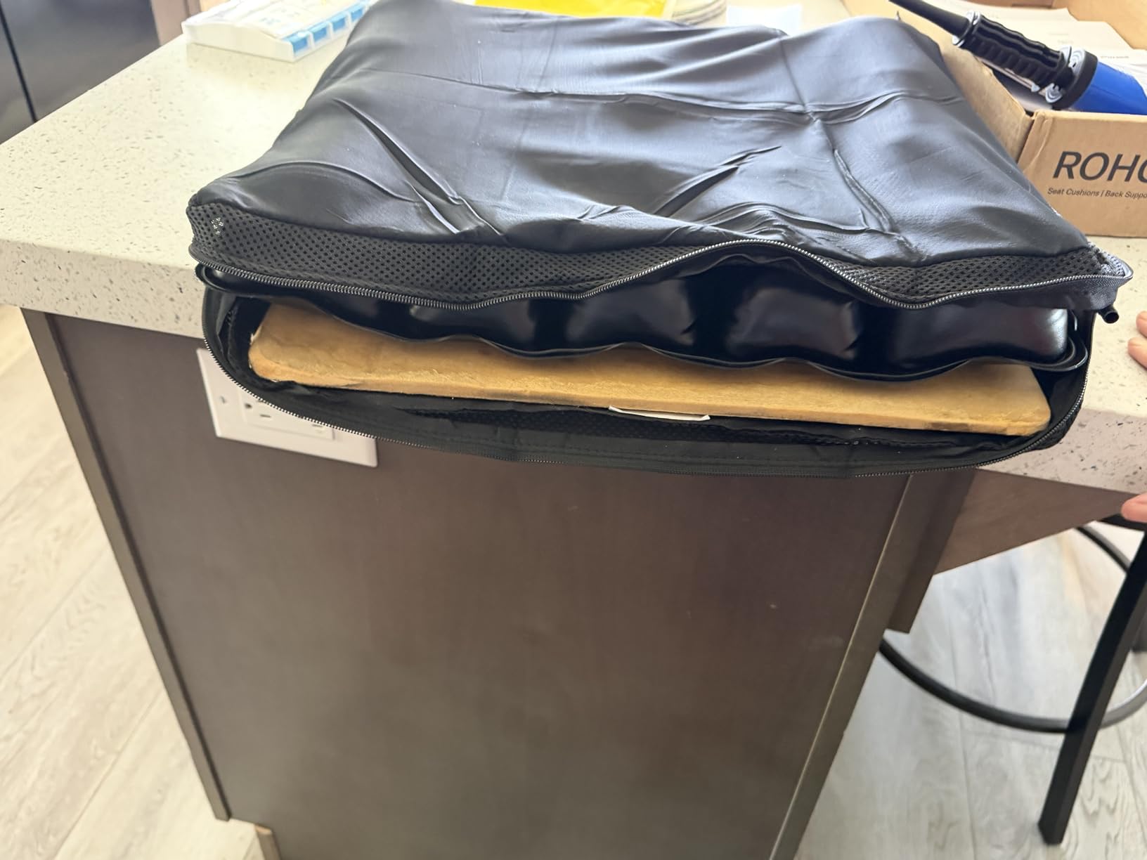 Roho Mosaic Wheelchair Air Cushion, Standard Cover, 18 x 16 Inches | Adjustable air cushion with interconnected cells provides comfortable support for everyday wheelchair seating. customer photo 1