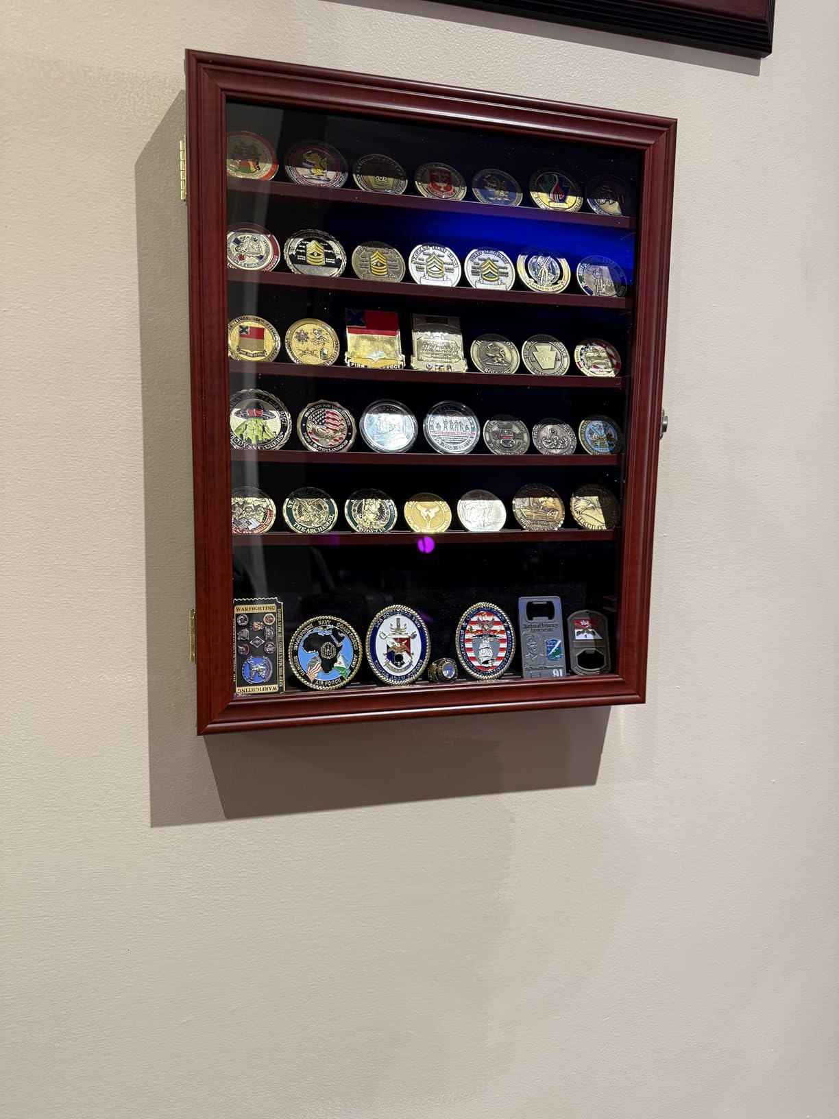 Military Challenge Coin Display Case Wall Mount Cabinet Poker Chips Holder Display Case Stand Rack Mahogany Finish Frame Pro 98% UV Protection customer photo 1