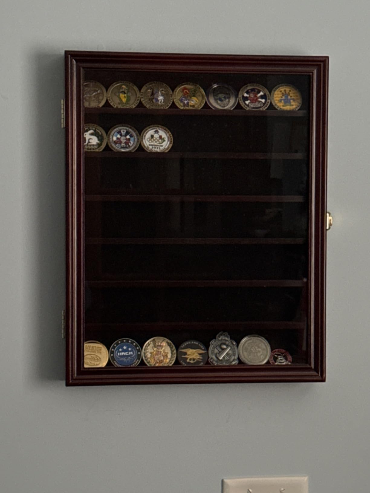 Military Challenge Coin Display Case Poker Chip Display Stand Rack Black Finish 98% UV Protection Compatible with Army Navy Air Force Marine Corps Honored Coins customer photo 1