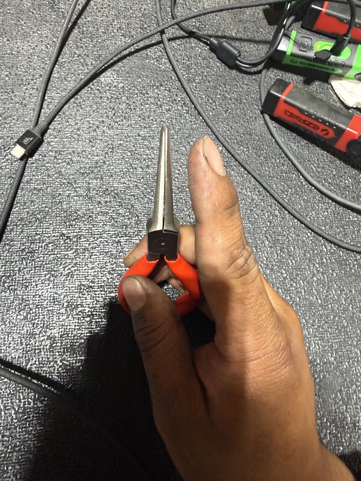 Knipex 31 11 160 Needle Nose Pliers, 6 1/4-Inch customer photo 1