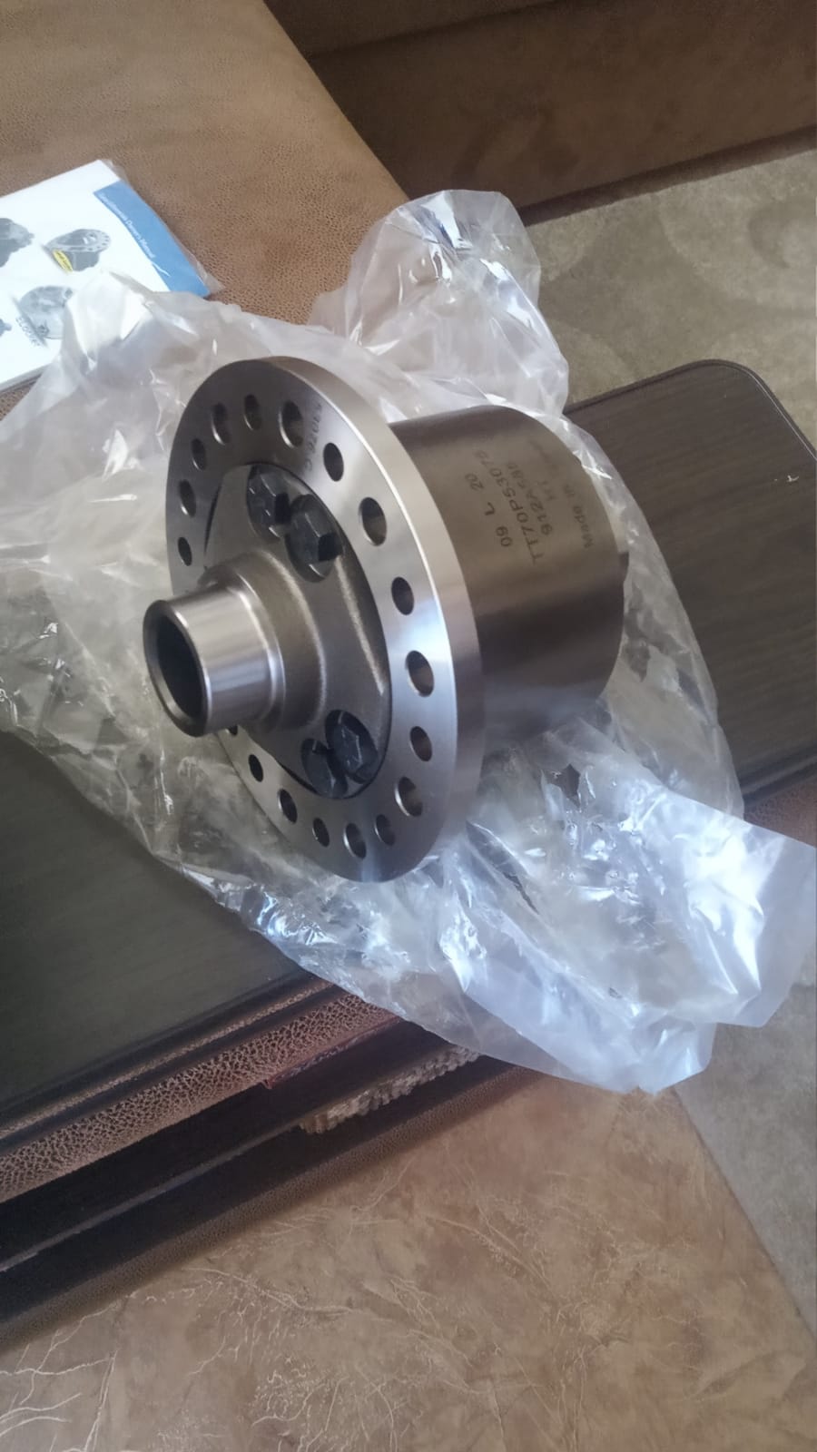 Detroit Locker Differential Carrier, Detroit Truetrac, 27 Spline, 3.73 Ratio and Up, Steel, Dana 30, Each customer photo 1