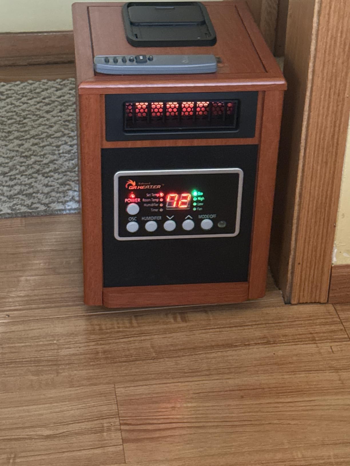 DR. INFRARED HEATER DR-998, 1500W Dual Heating Infrared Space Heater with Humidifier, Oscillation, Remote Control, Thermostat & Safety Protection, Portable with Wheels, Energy Efficient, Cherry customer photo 2