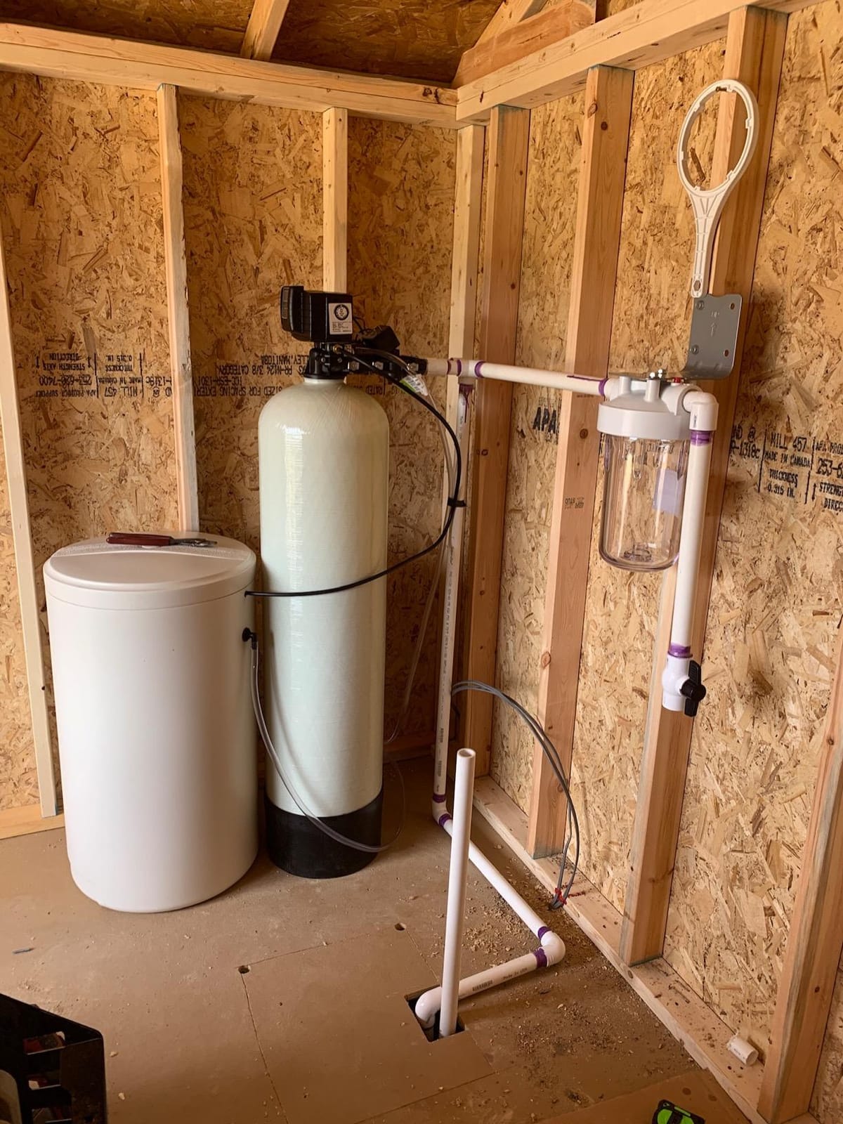 AFWFilters Iron Pro 2 Combination Water Softener Iron Filter Fleck 5600SXT Digital Metered Valve 64,000 Grain - High Flow for Whole House Use - Removes Hardness, Iron, Manganese, Sediment, Rust customer photo 1