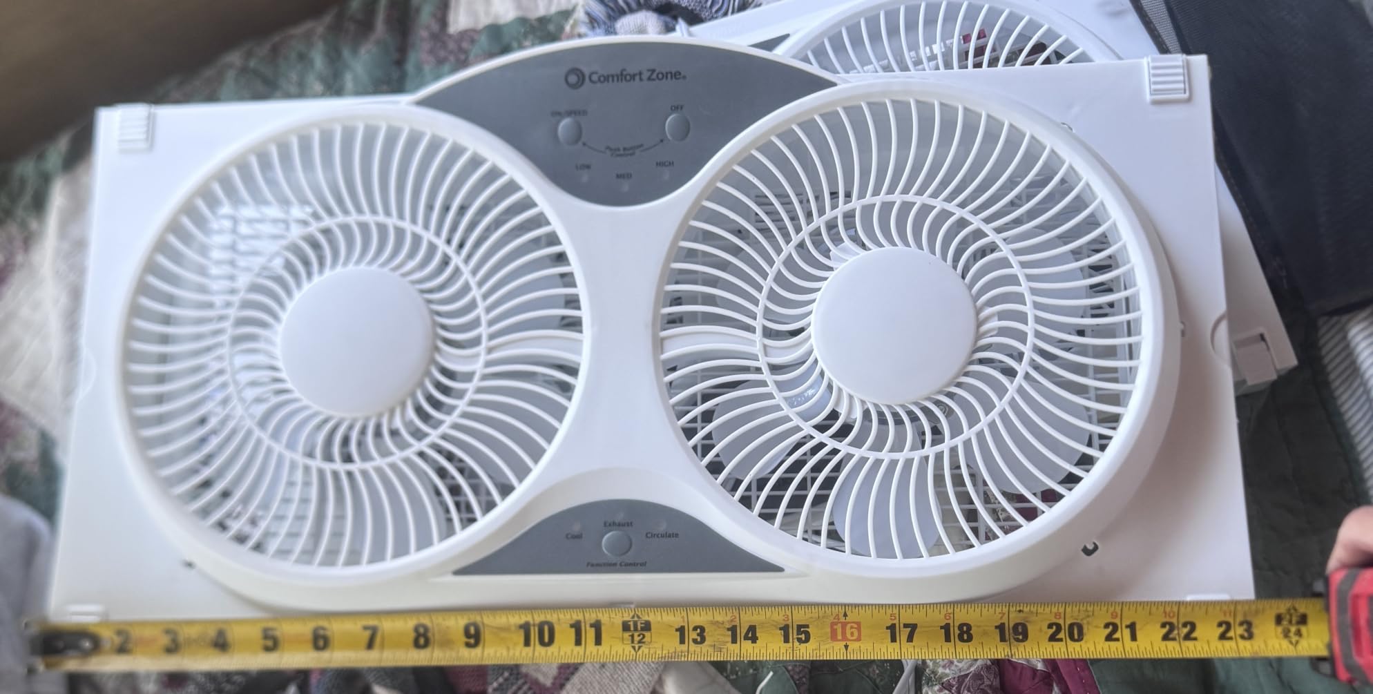 Comfort Zone Window Fan for Bedroom, 9 inch 3 Speed Dual Fans with Auto-Locking Expanders, 3 Modes (Cool, Circulate, Exhaust), Remote Control, Fabric Cover plus Bug Screen, White | Draw cool air in, exhaust warm air out, or cross-ventilate with 3 modes. Includes remote, removable bug screen & dust cover customer photo 2