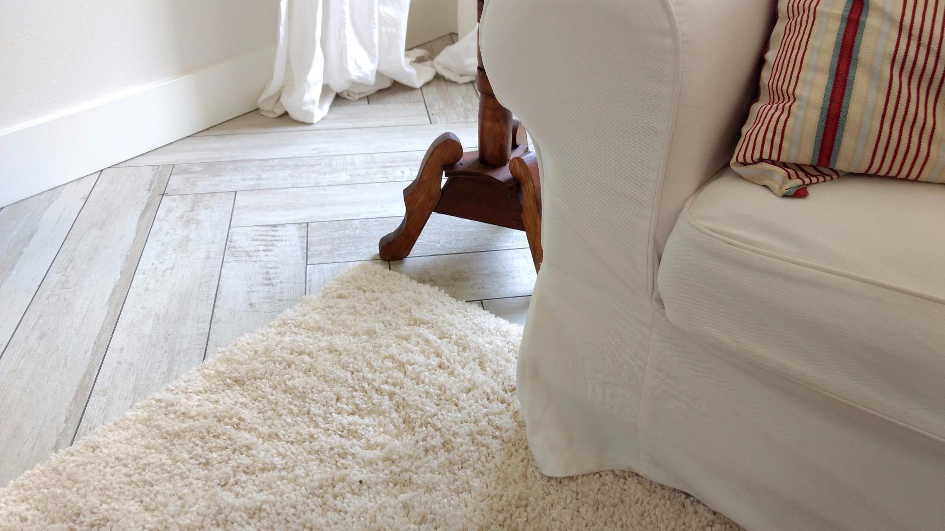 SAFAVIEH Area Rug 8x10 - California Shag Collection - Large - Beige, Non-Shedding & Easy to Clean, Ultra Plush Thick Pile, Ideal for Living Room, Bedroom, Dining Space (SG151-1313) customer photo 1